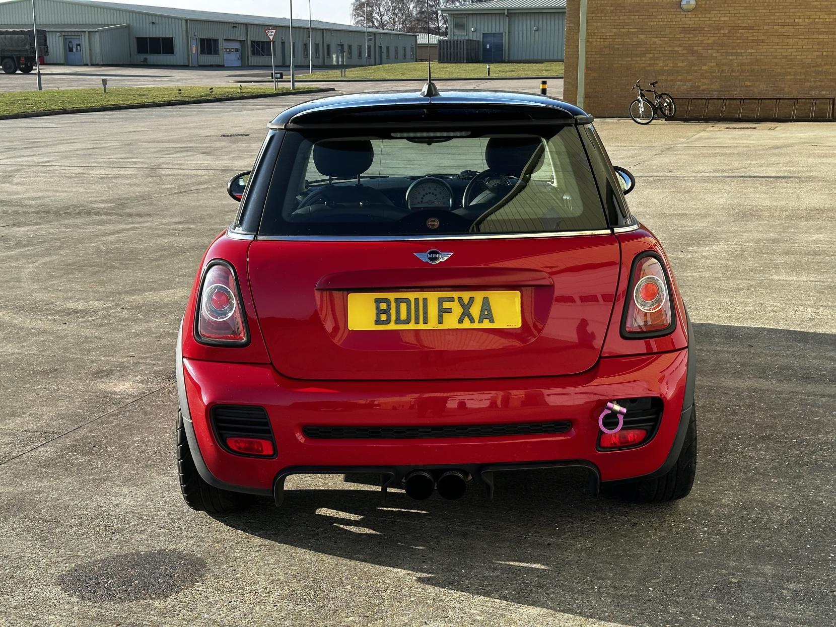 MINI Hatch 1.6 Cooper S Hatchback 3dr Petrol Manual Euro 5 (s/s) (184 ps)