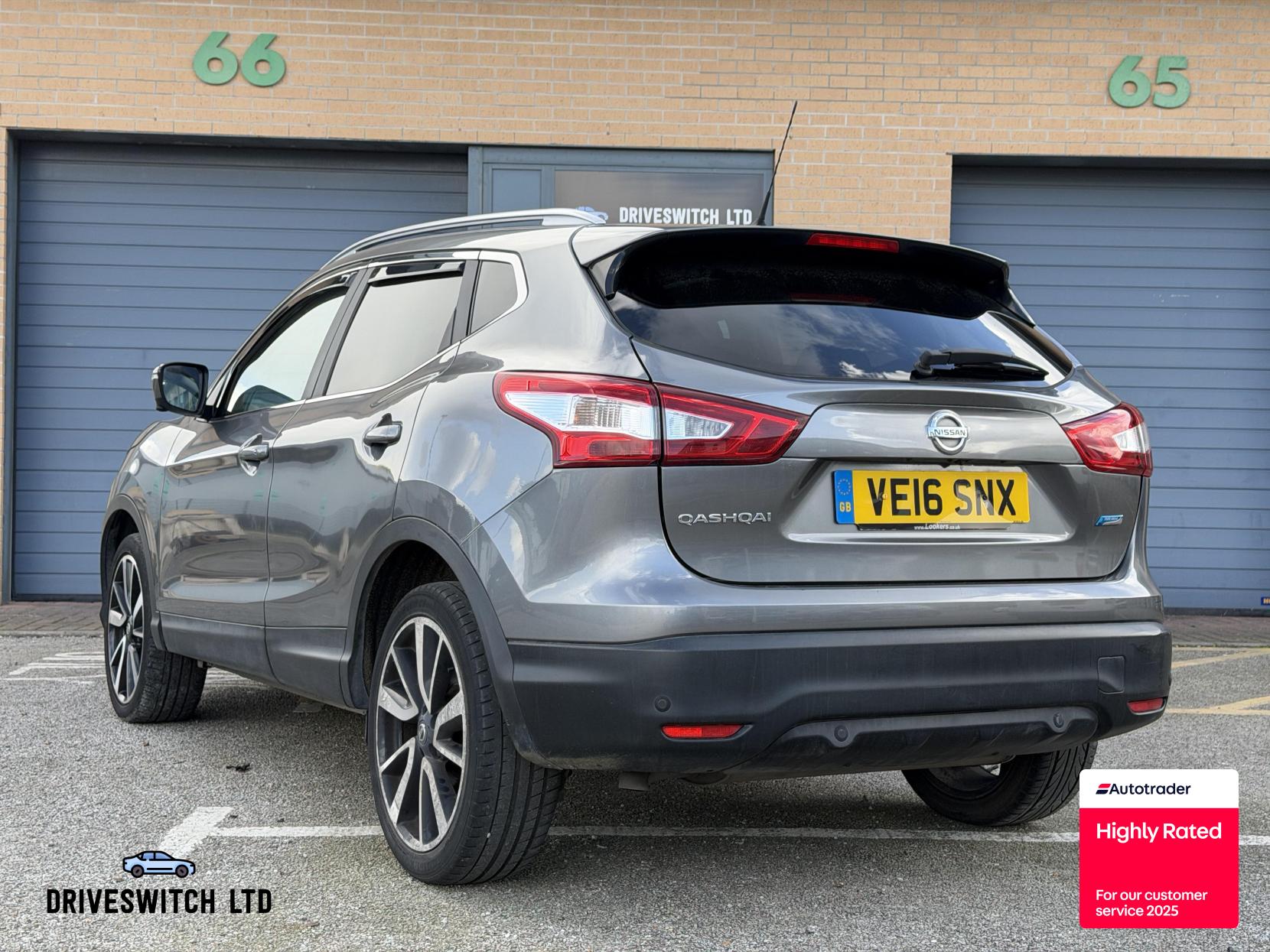 Nissan Qashqai 1.5 dCi Tekna SUV 5dr Diesel Manual 2WD Euro 6 (s/s) (110 ps)