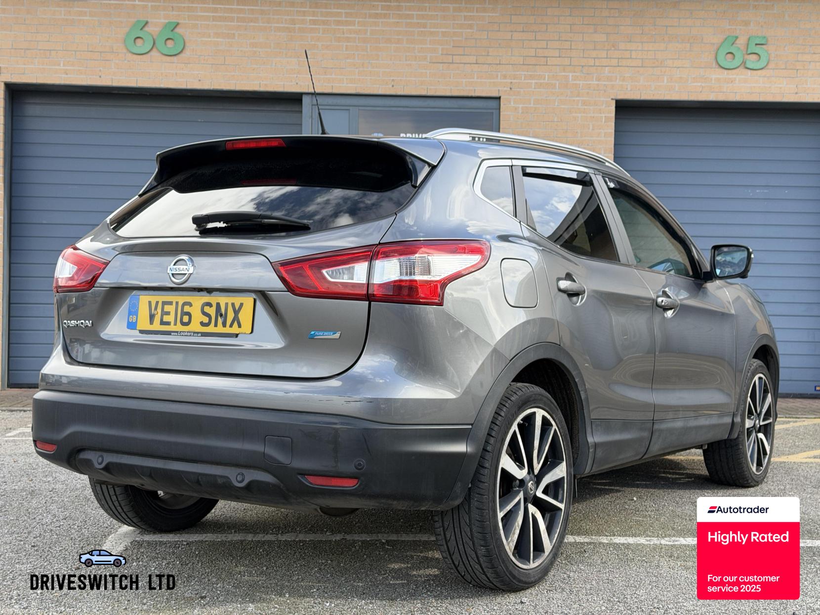 Nissan Qashqai 1.5 dCi Tekna SUV 5dr Diesel Manual 2WD Euro 6 (s/s) (110 ps)