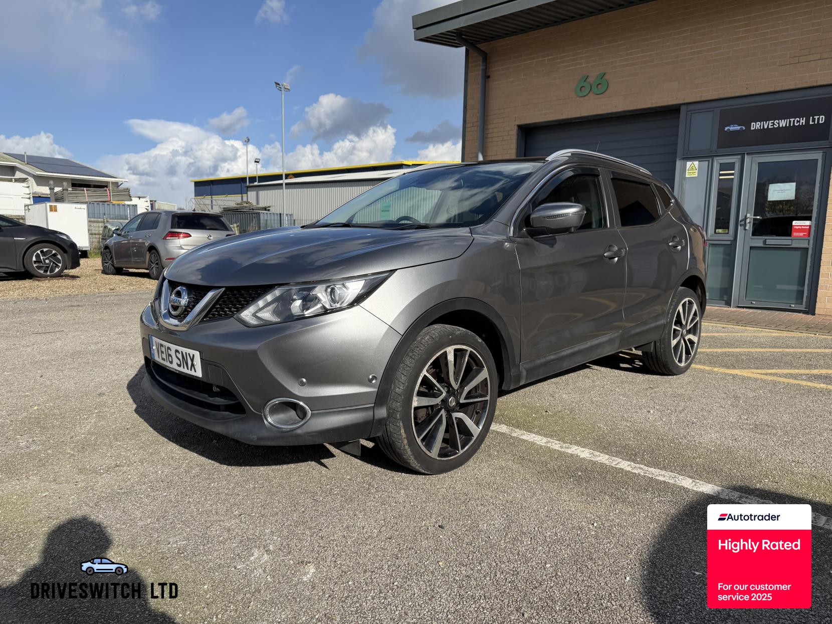 Nissan Qashqai 1.5 dCi Tekna SUV 5dr Diesel Manual 2WD Euro 6 (s/s) (110 ps)