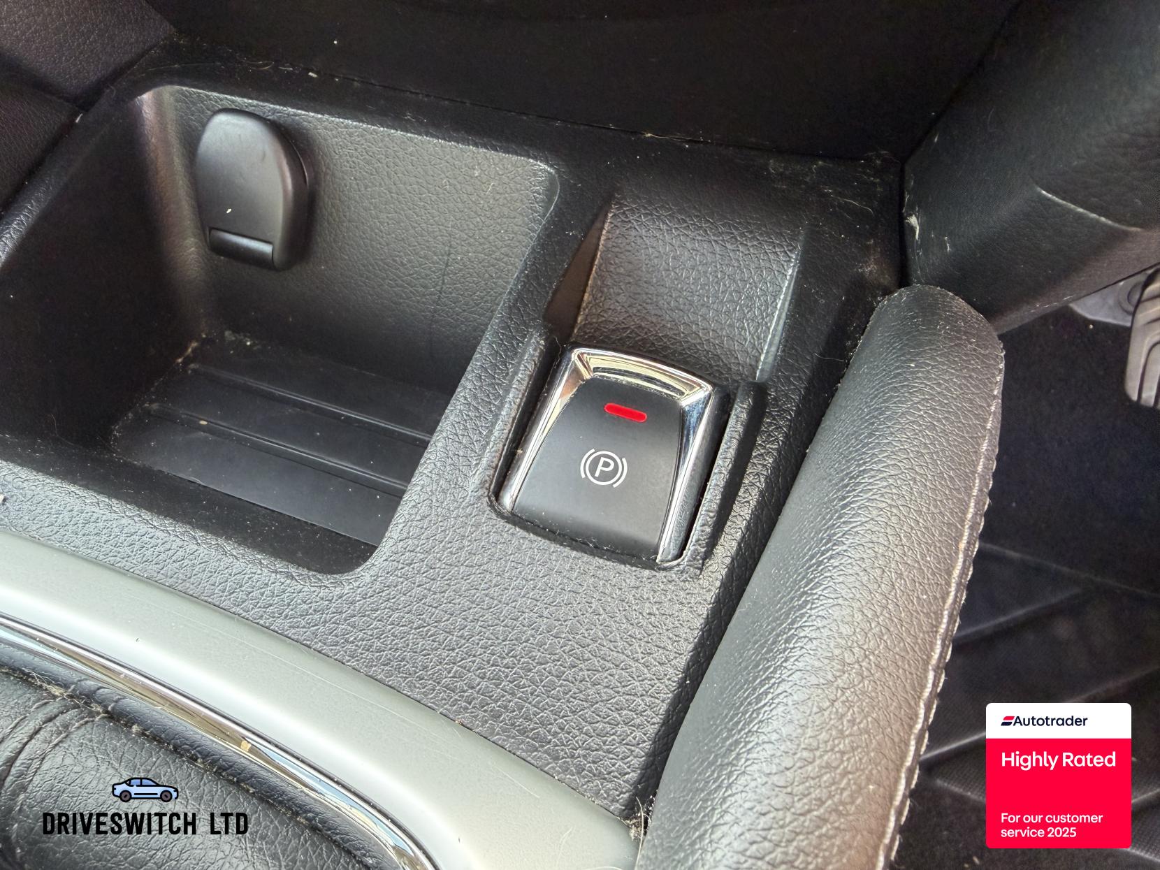 Nissan Qashqai 1.5 dCi Tekna SUV 5dr Diesel Manual 2WD Euro 6 (s/s) (110 ps)