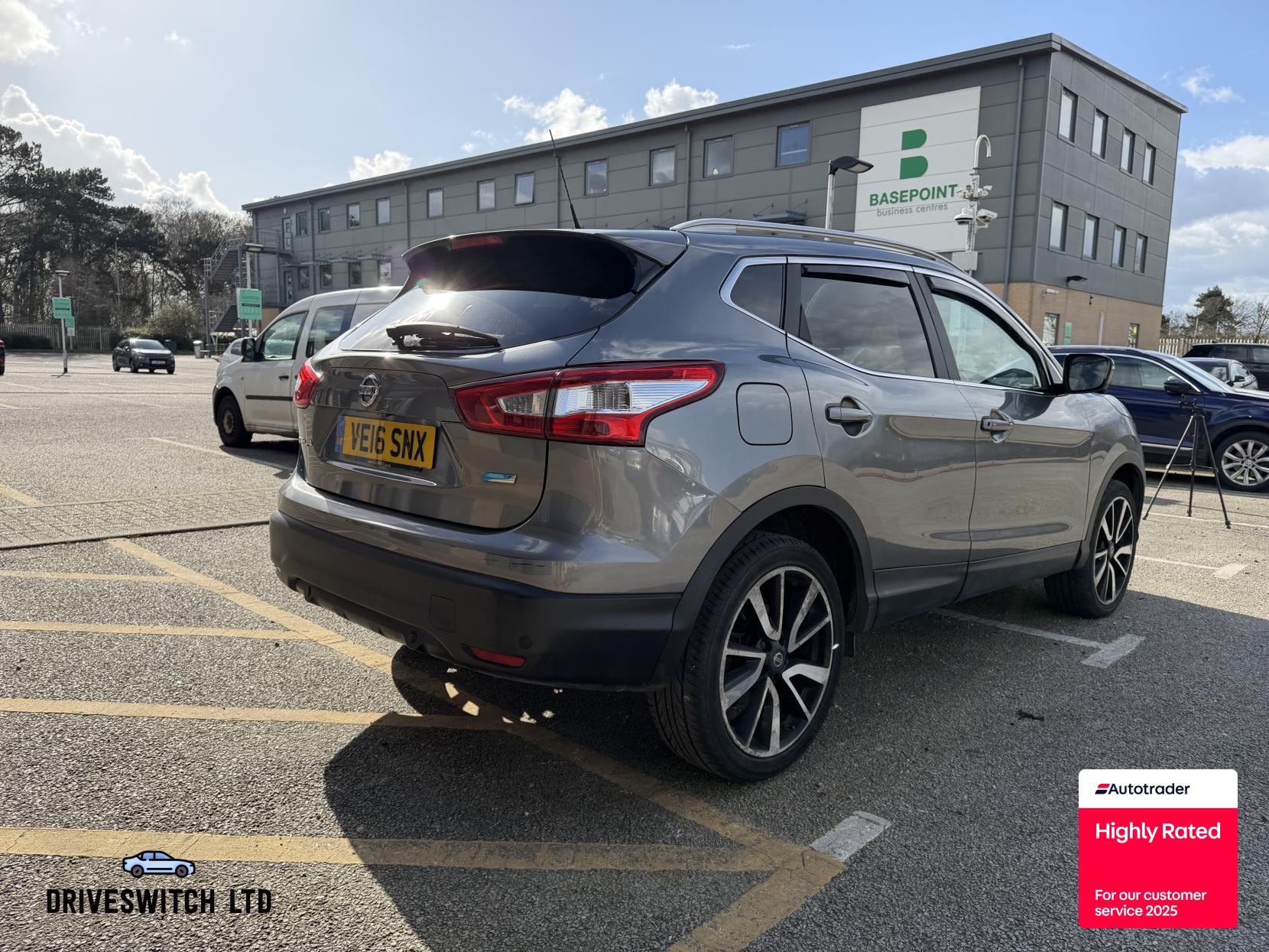 Nissan Qashqai 1.5 dCi Tekna SUV 5dr Diesel Manual 2WD Euro 6 (s/s) (110 ps)