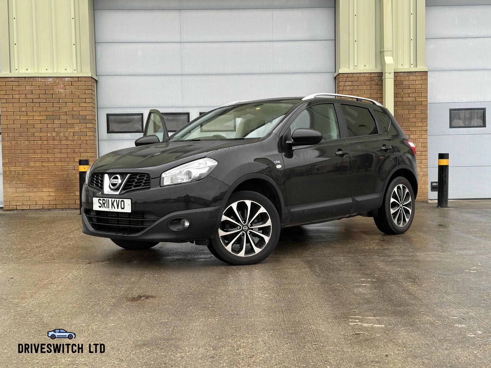 Nissan Qashqai 1.5 dCi n-tec SUV 5dr Diesel Manual 2WD Euro 5 (110 ps)