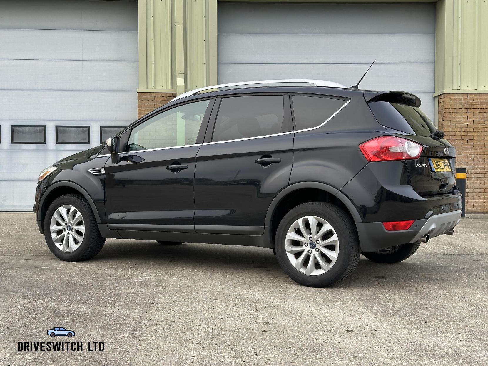 Ford Kuga 2.0 TDCi Titanium SUV 5dr Diesel Manual 2WD Euro 5 (140 ps)