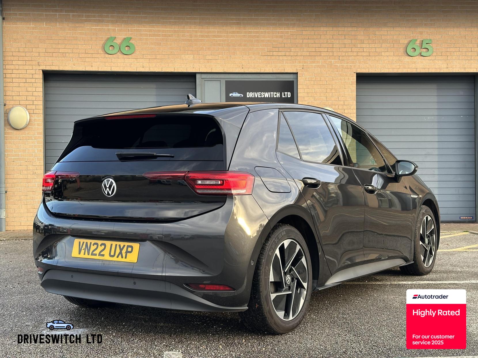 Volkswagen ID.3 Pro Performance 58kWh Family Hatchback 5dr Electric Auto (204 ps)