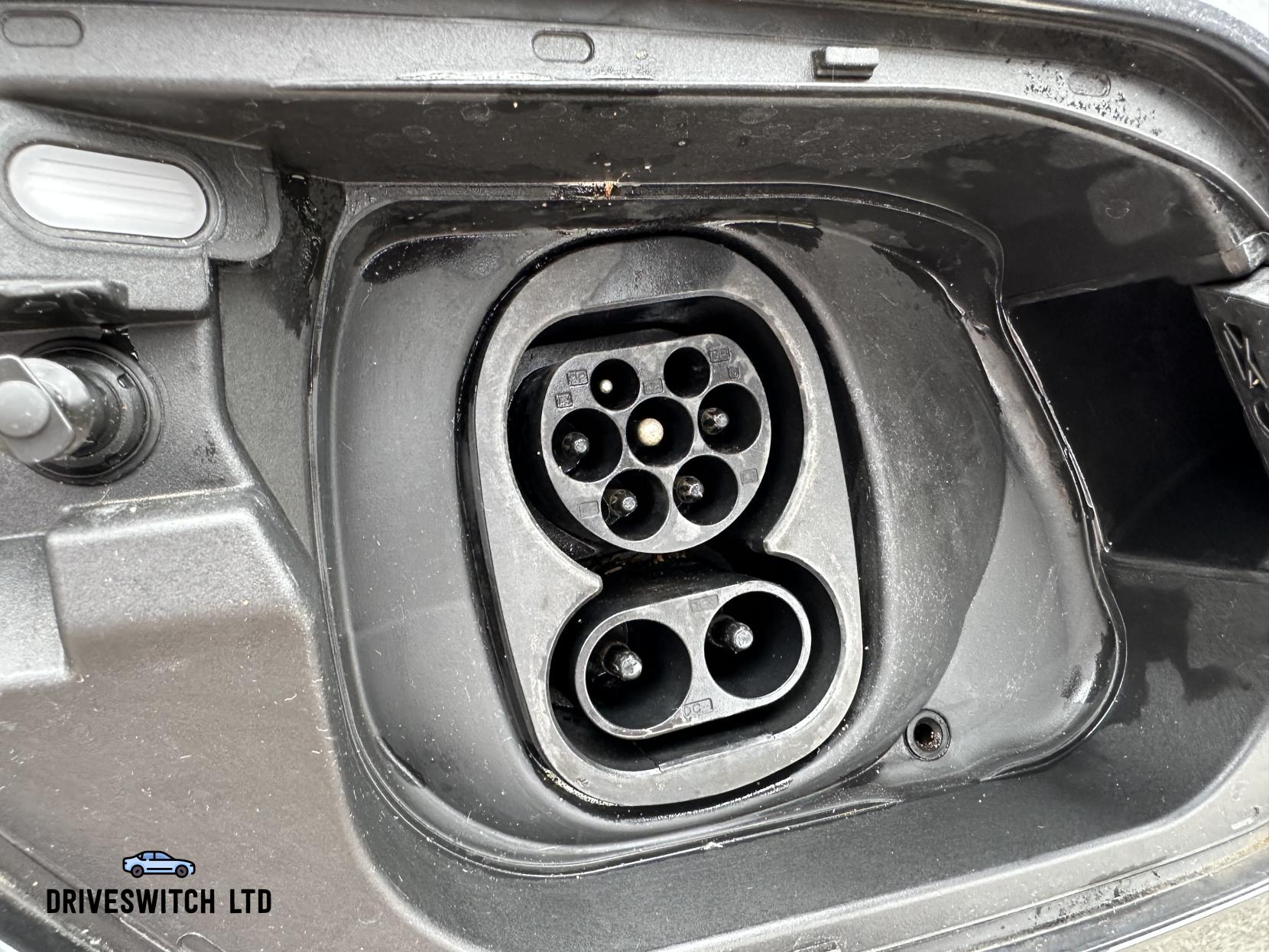 Volkswagen ID.3 Pro Performance 58kWh Family Hatchback 5dr Electric Auto (204 ps)