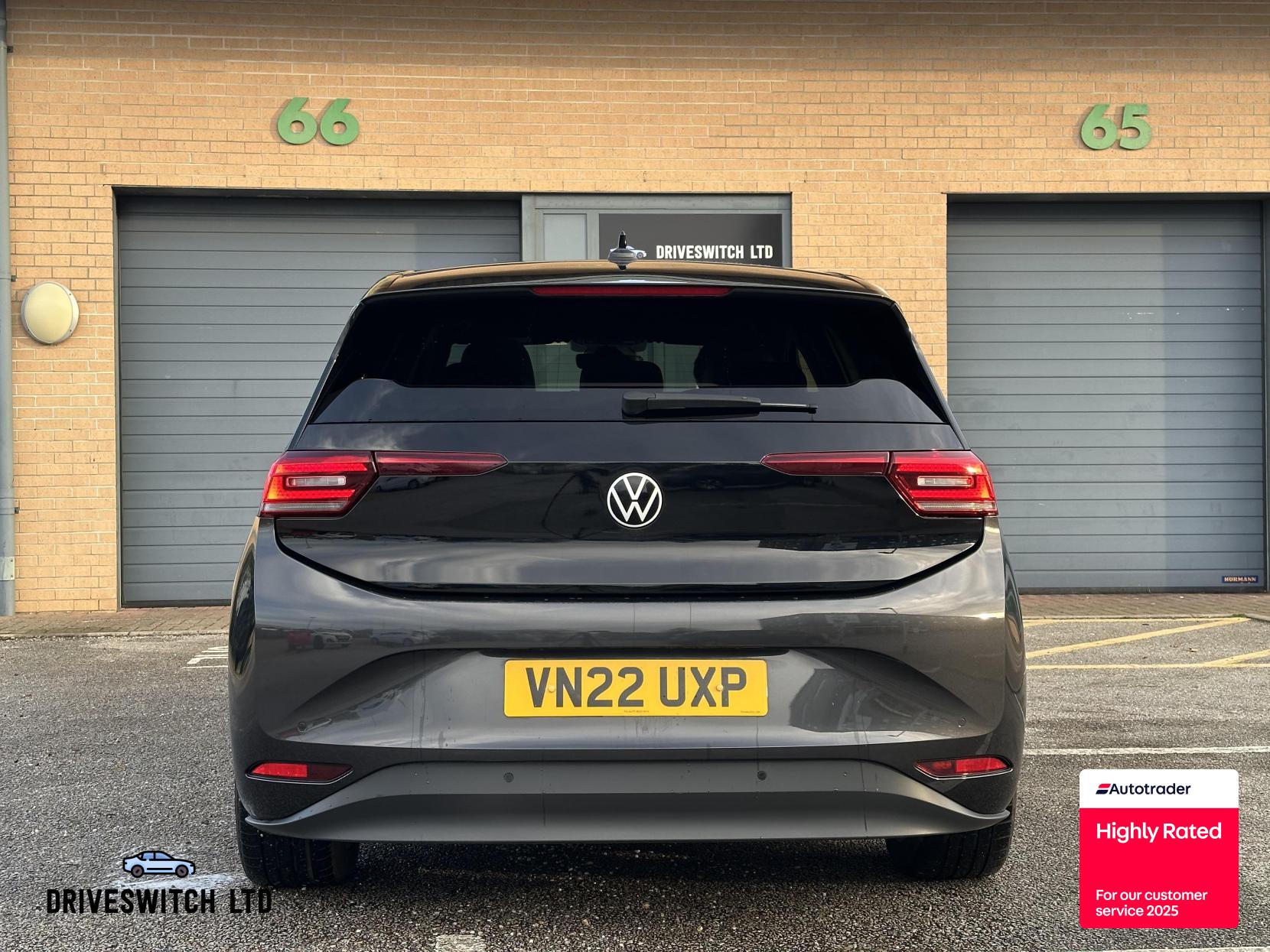 Volkswagen ID.3 Pro Performance 58kWh Family Hatchback 5dr Electric Auto (204 ps)