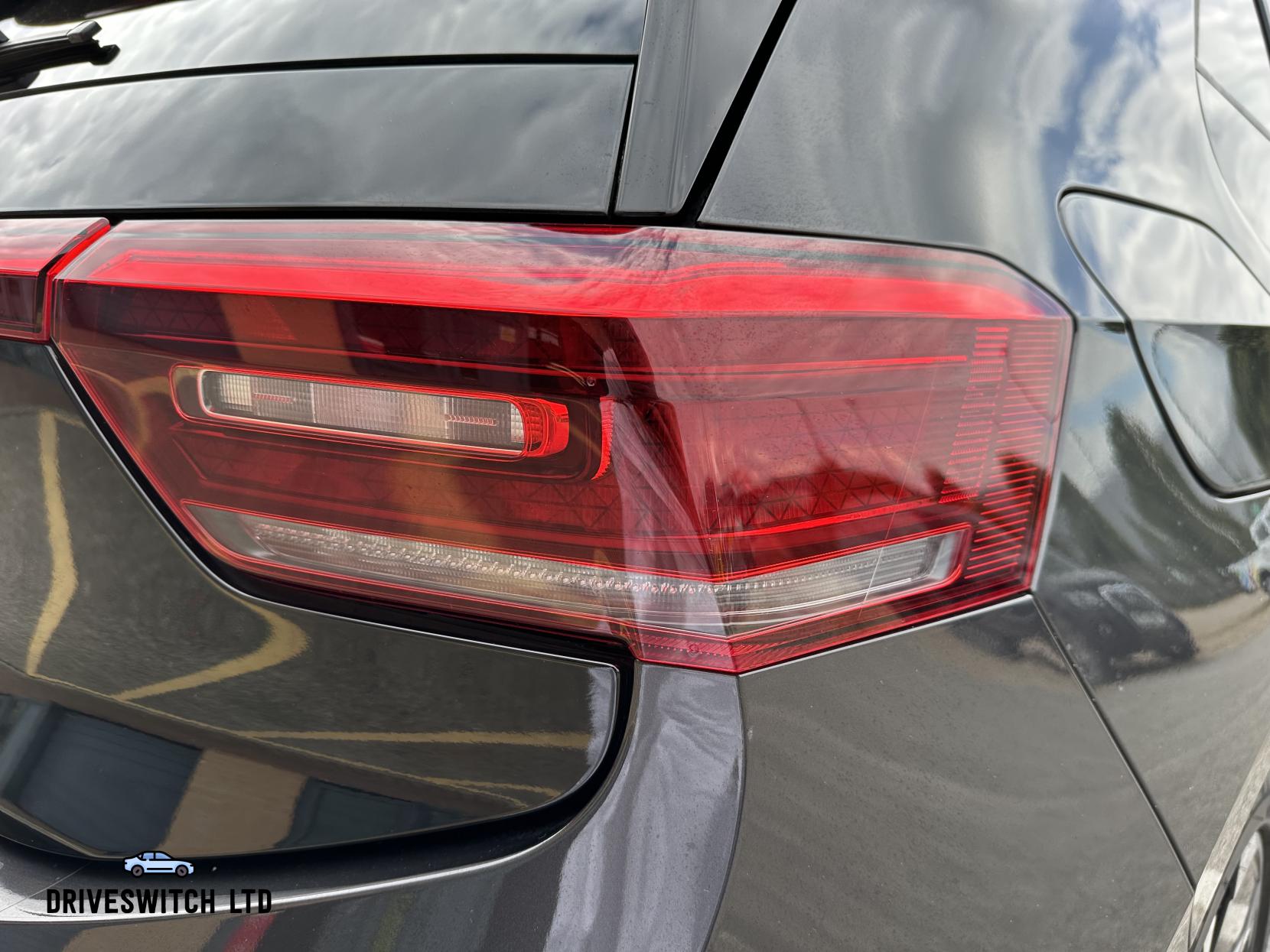 Volkswagen ID.3 Pro Performance 58kWh Family Hatchback 5dr Electric Auto (204 ps)