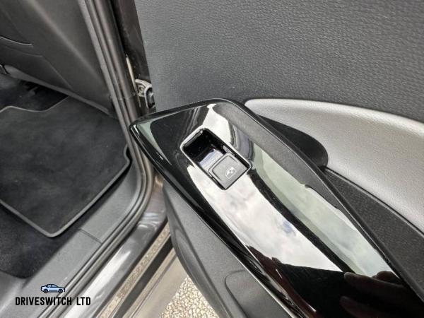 Volkswagen ID.3 Pro Performance 58kWh Family Hatchback 5dr Electric Auto (204 ps)