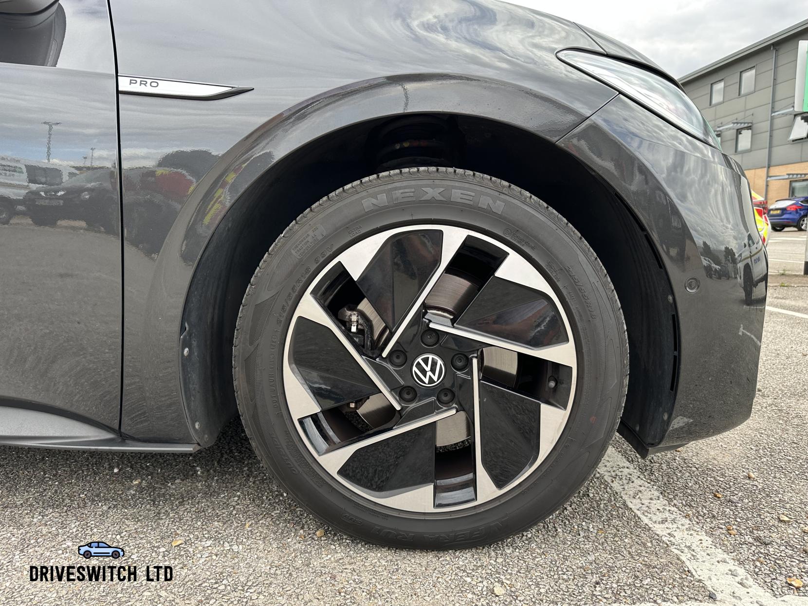 Volkswagen ID.3 Pro Performance 58kWh Family Hatchback 5dr Electric Auto (204 ps)