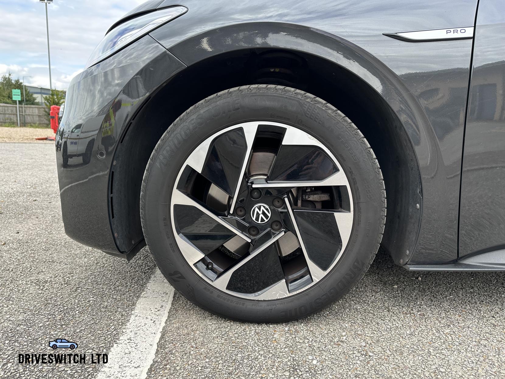 Volkswagen ID.3 Pro Performance 58kWh Family Hatchback 5dr Electric Auto (204 ps)