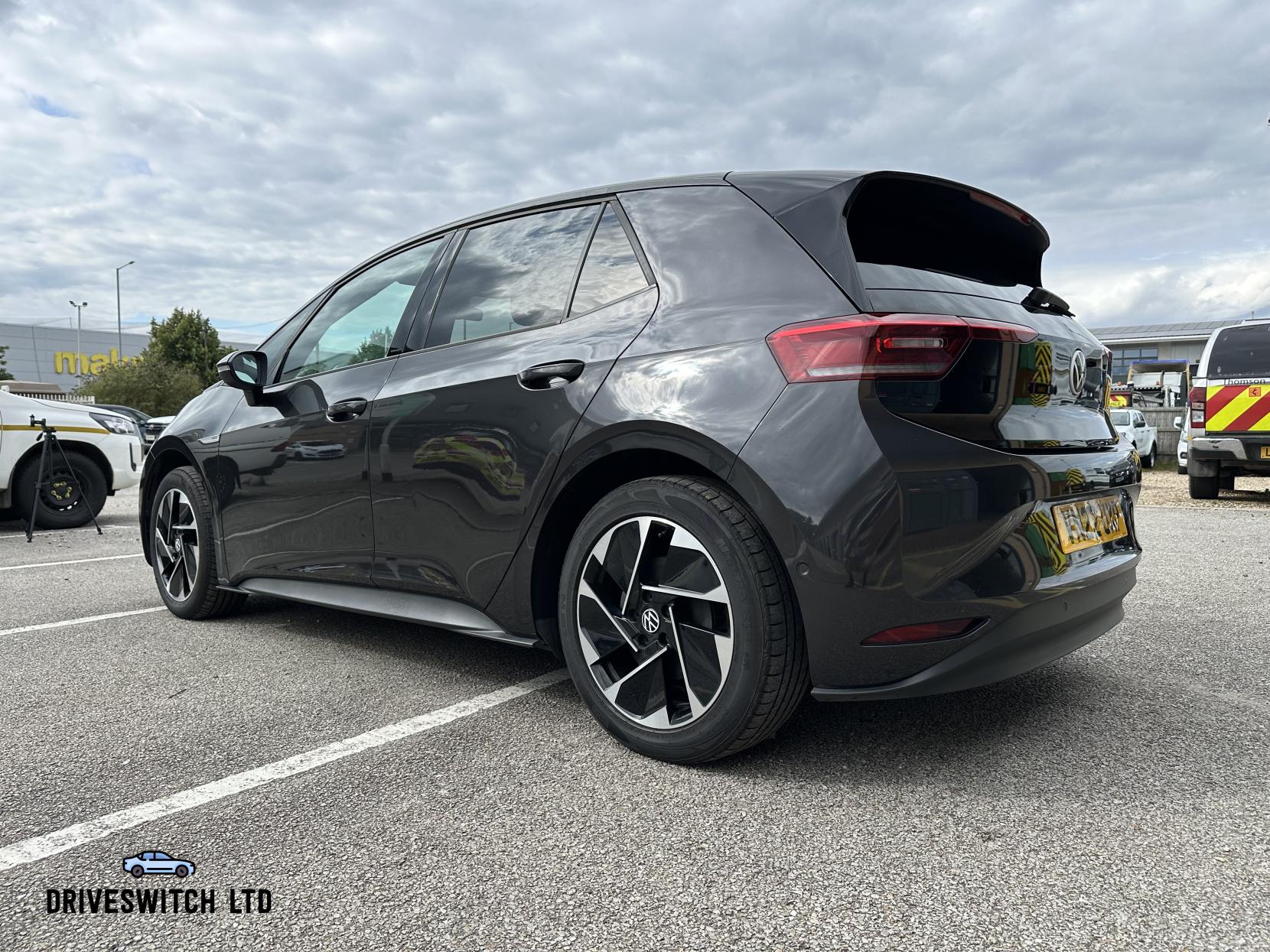 Volkswagen ID.3 Pro Performance 58kWh Family Hatchback 5dr Electric Auto (204 ps)