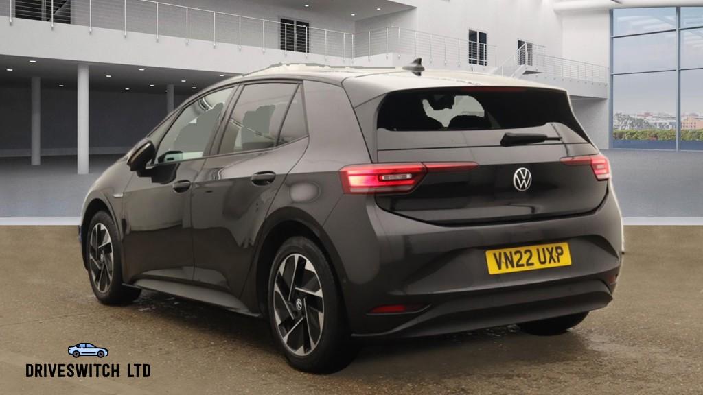 Volkswagen ID.3 Pro Performance 58kWh Family Hatchback 5dr Electric Auto (204 ps)