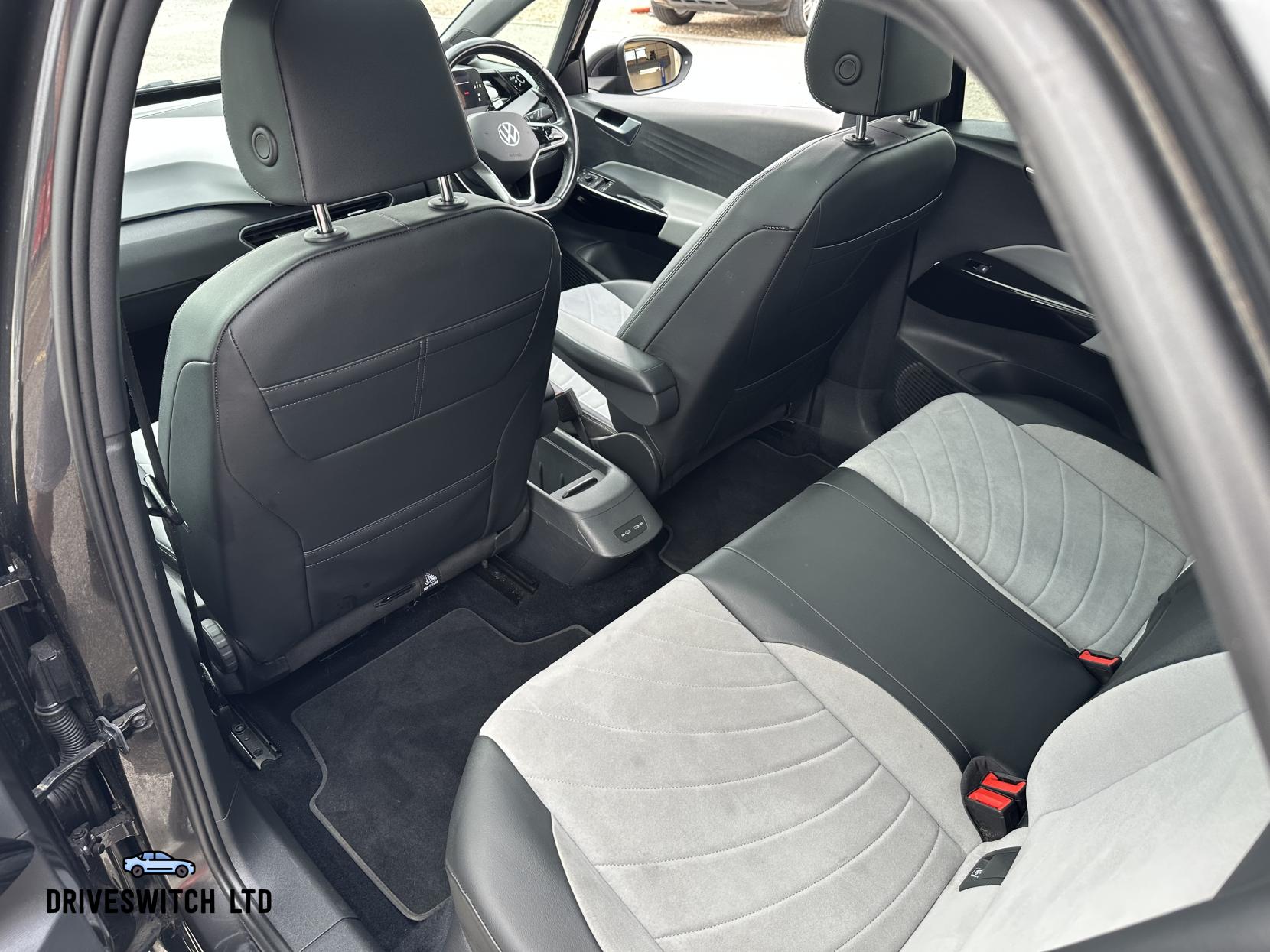 Volkswagen ID.3 Pro Performance 58kWh Family Hatchback 5dr Electric Auto (204 ps)