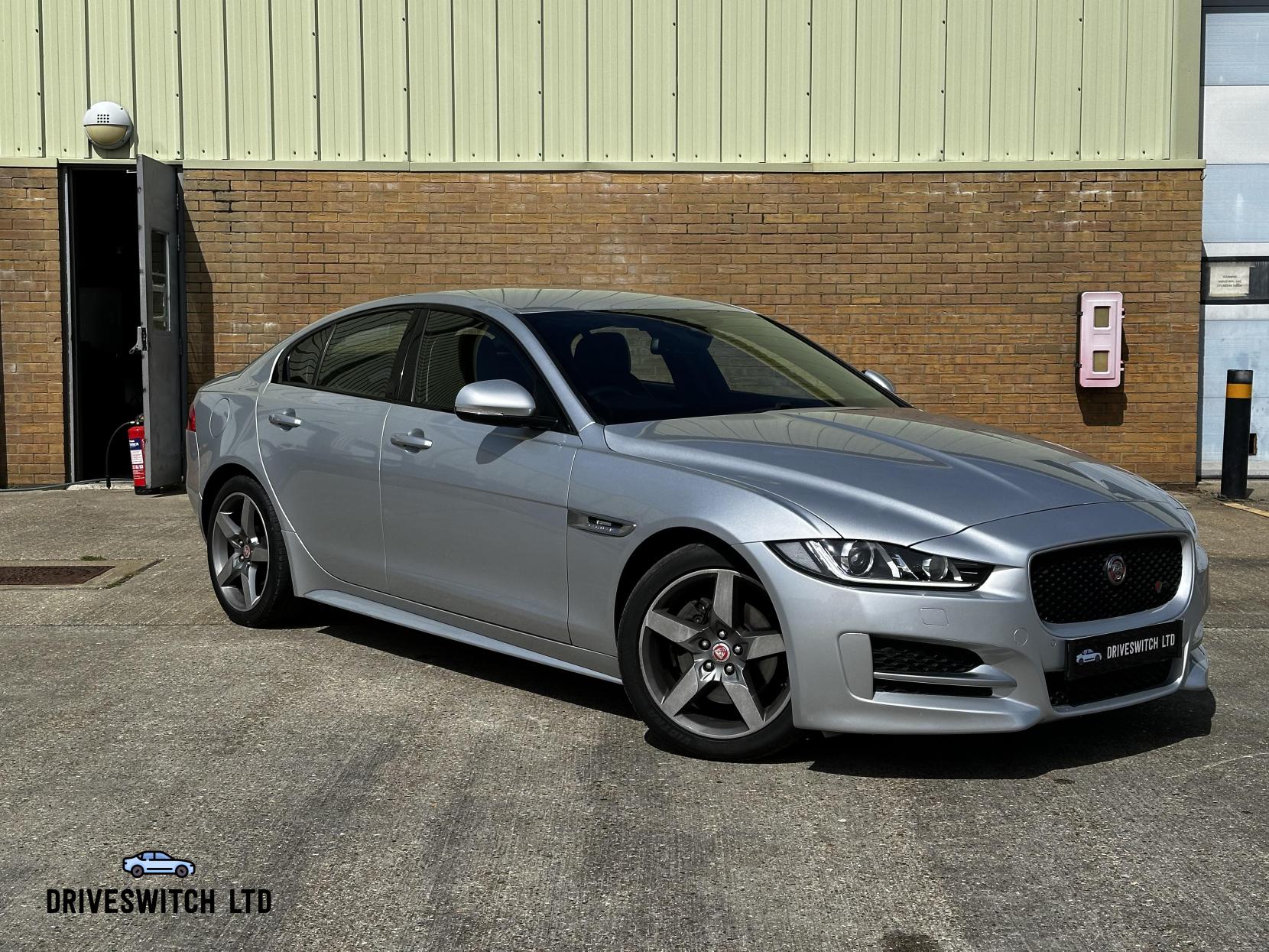 Jaguar XE 2.0d R-Sport Saloon 4dr Diesel Auto Euro 6 (s/s) (180 ps)