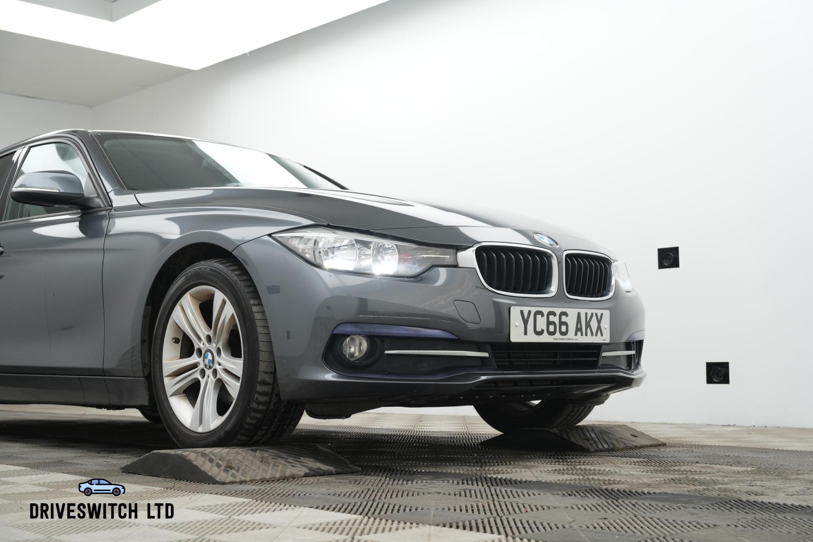 BMW 3 Series 1.5 318i Sport Saloon 4dr Petrol Manual Euro 6 (s/s) (136 ps)