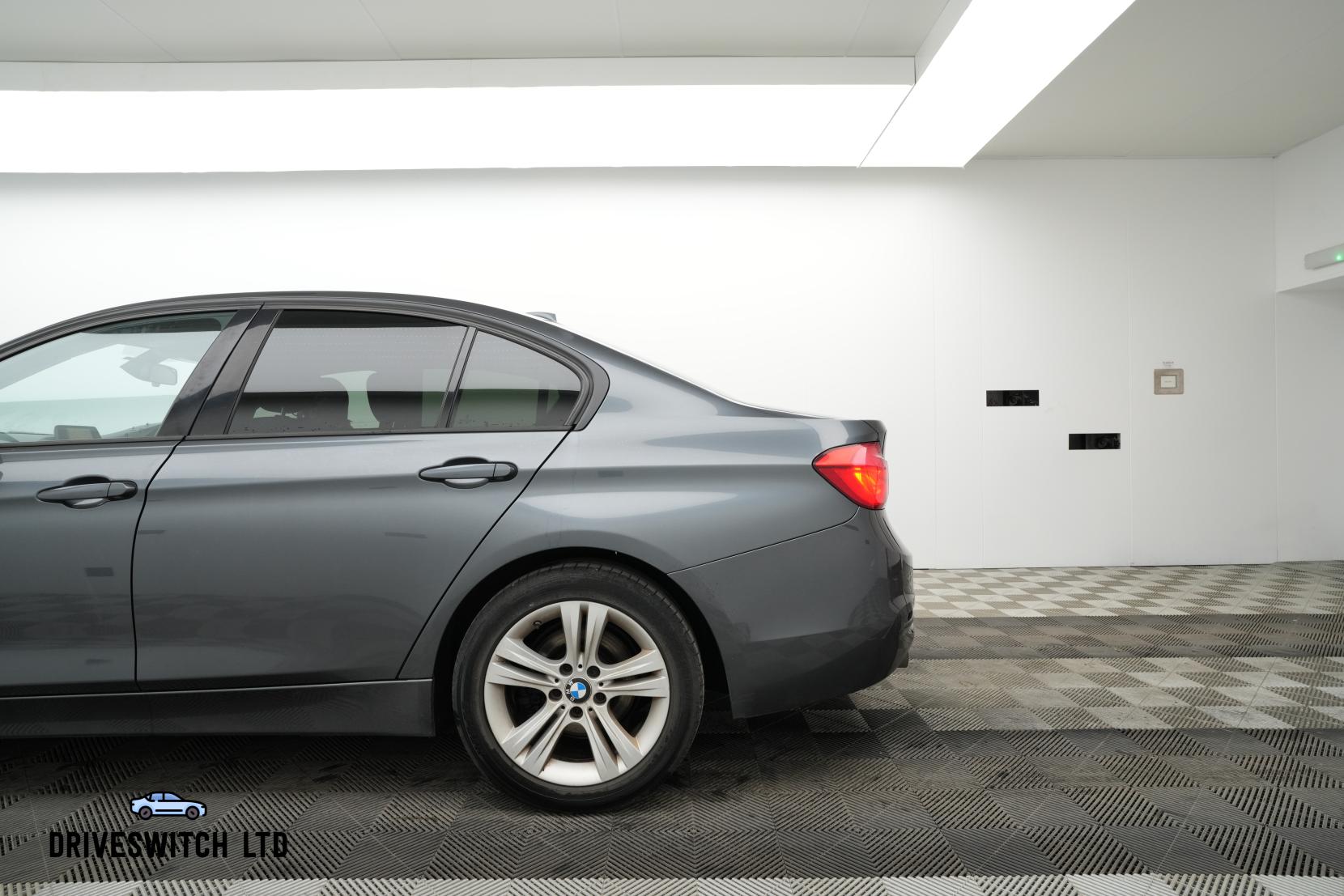 BMW 3 Series 1.5 318i Sport Saloon 4dr Petrol Manual Euro 6 (s/s) (136 ps)