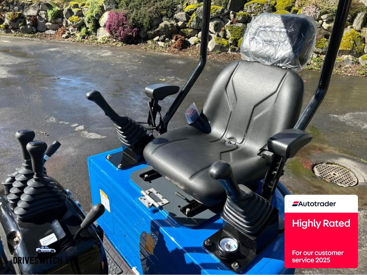 Brand New RIPPA  R10 Mini digger / excavator