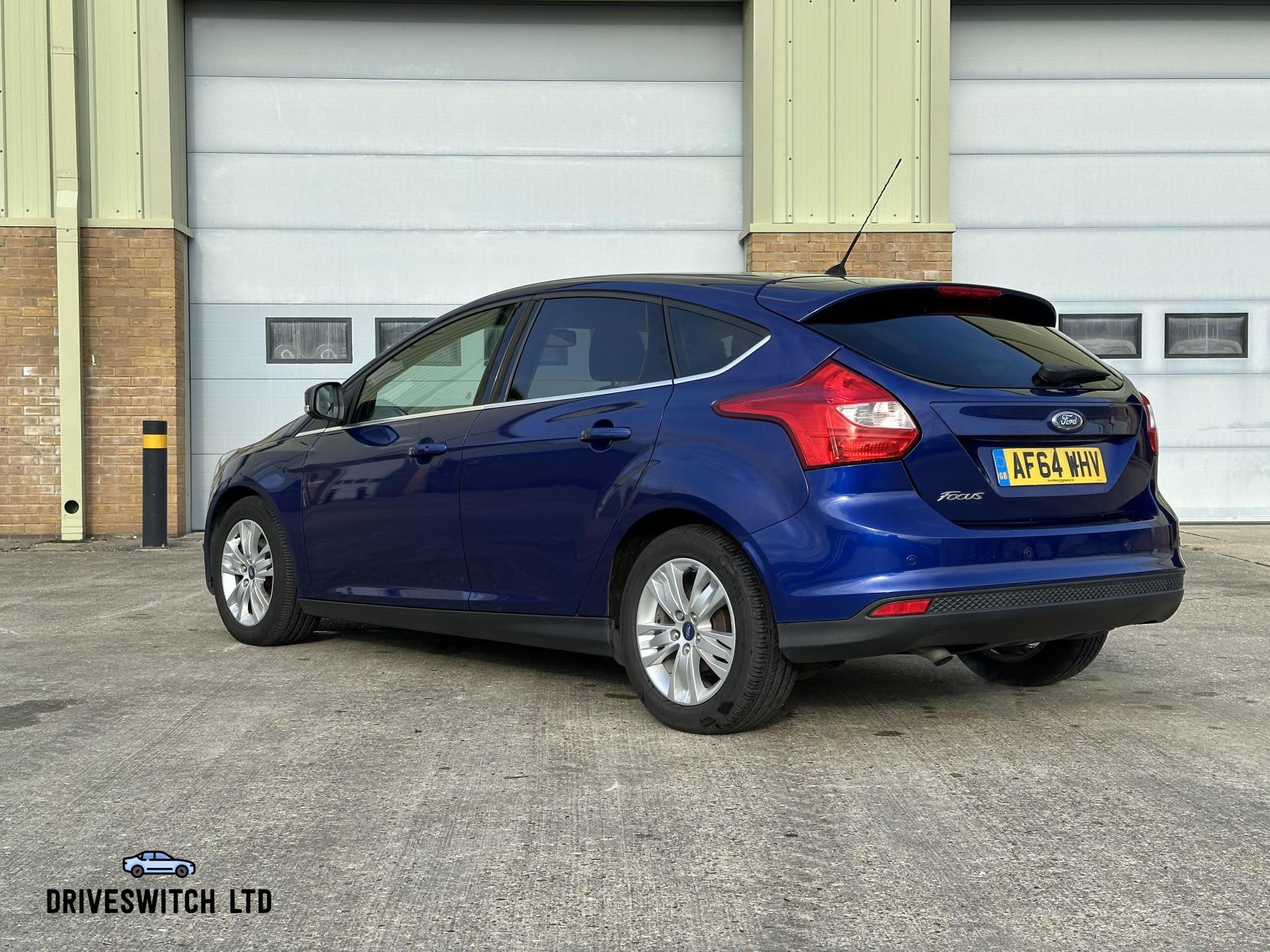 Ford Focus 1.6 TDCi Titanium Navigator Hatchback 5dr Diesel Manual Euro 5 (s/s) (115 ps)