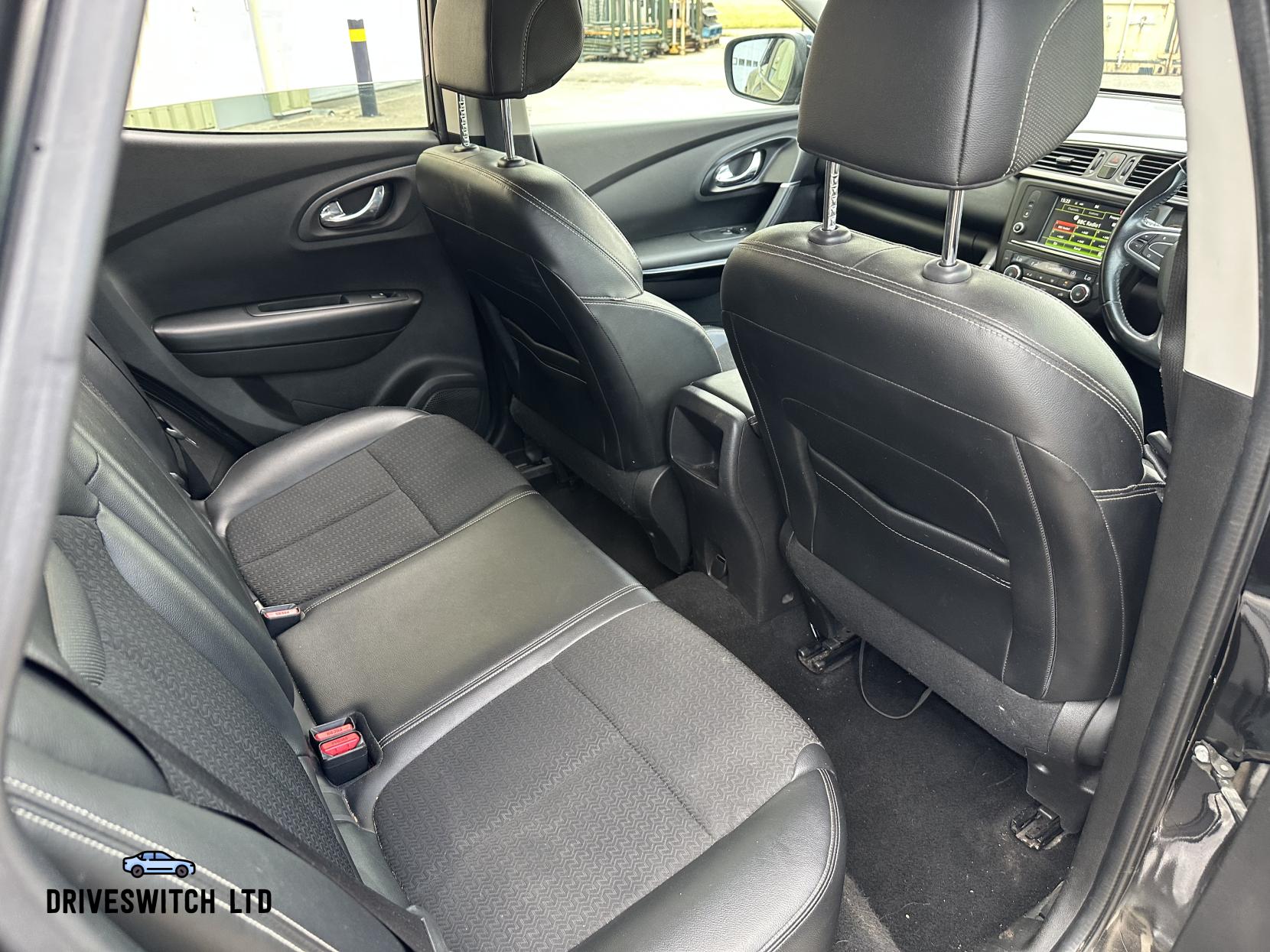 Renault Kadjar 1.2 TCe Dynamique S Nav SUV 5dr Petrol Manual Euro 6 (s/s) (130 ps)