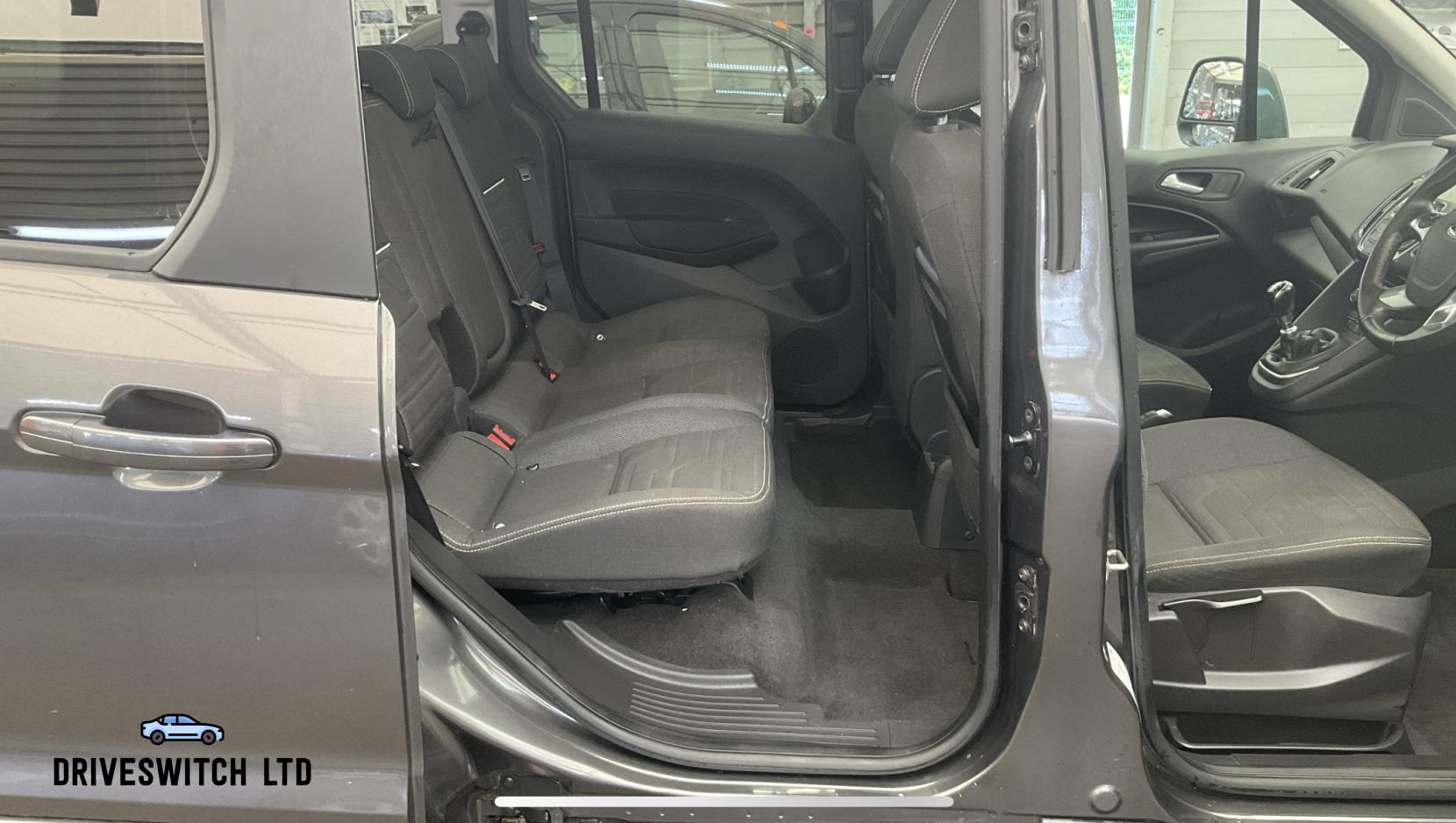 Ford Tourneo Connect 1.5 TDCi Titanium MPV 5dr Diesel Manual Euro 6 (s/s) (120 ps)
