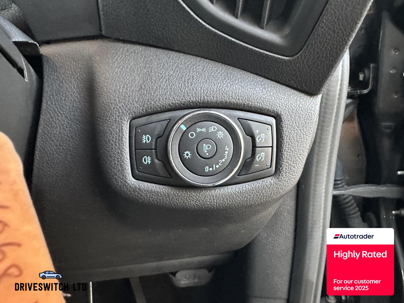 Ford Tourneo Connect 1.5 TDCi Titanium MPV 5dr Diesel Manual Euro 6 (s/s) (120 ps)