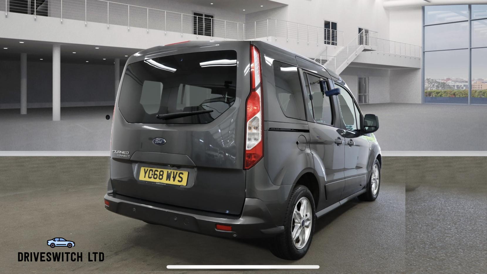 Ford Tourneo Connect 1.5 TDCi Titanium MPV 5dr Diesel Manual Euro 6 (s/s) (120 ps)