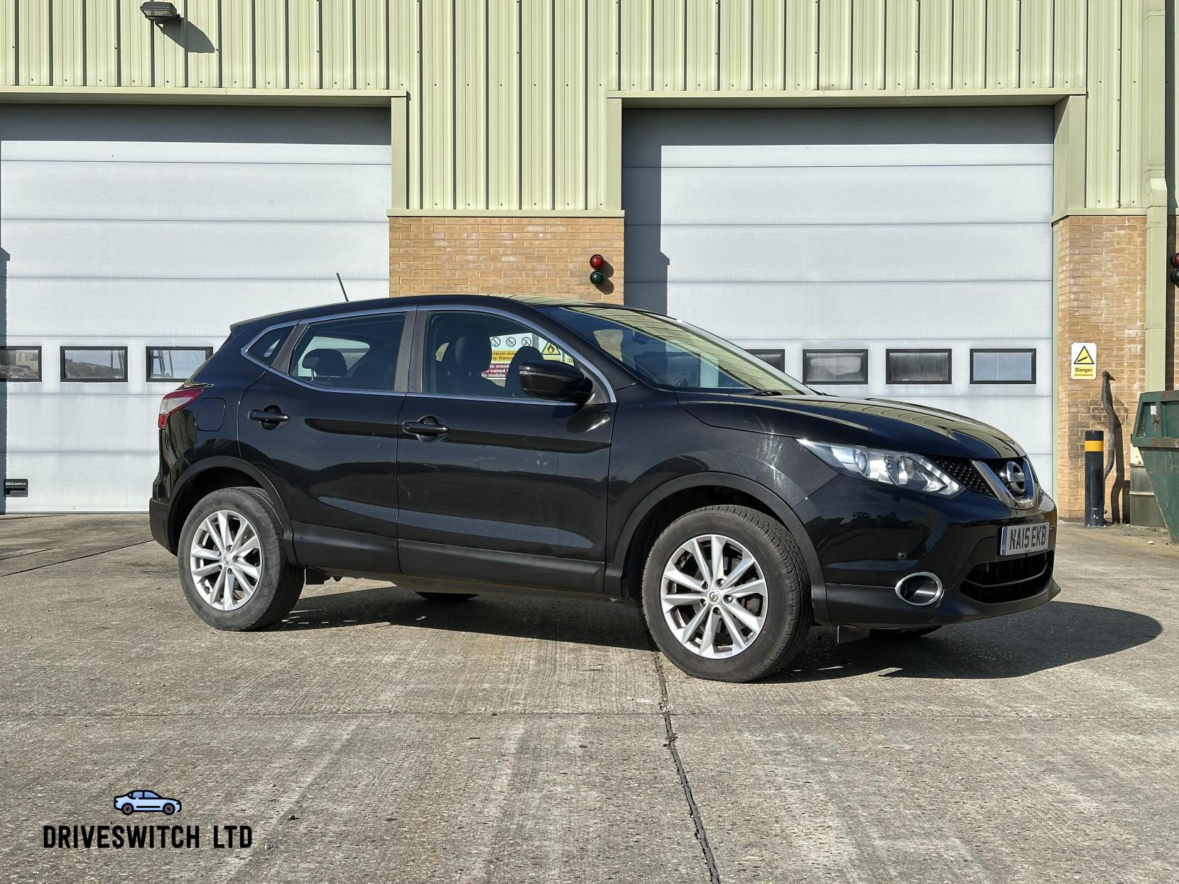 Nissan Qashqai 1.5 dCi Acenta SUV 5dr Diesel Manual 2WD Euro 5 (s/s) (110 ps)