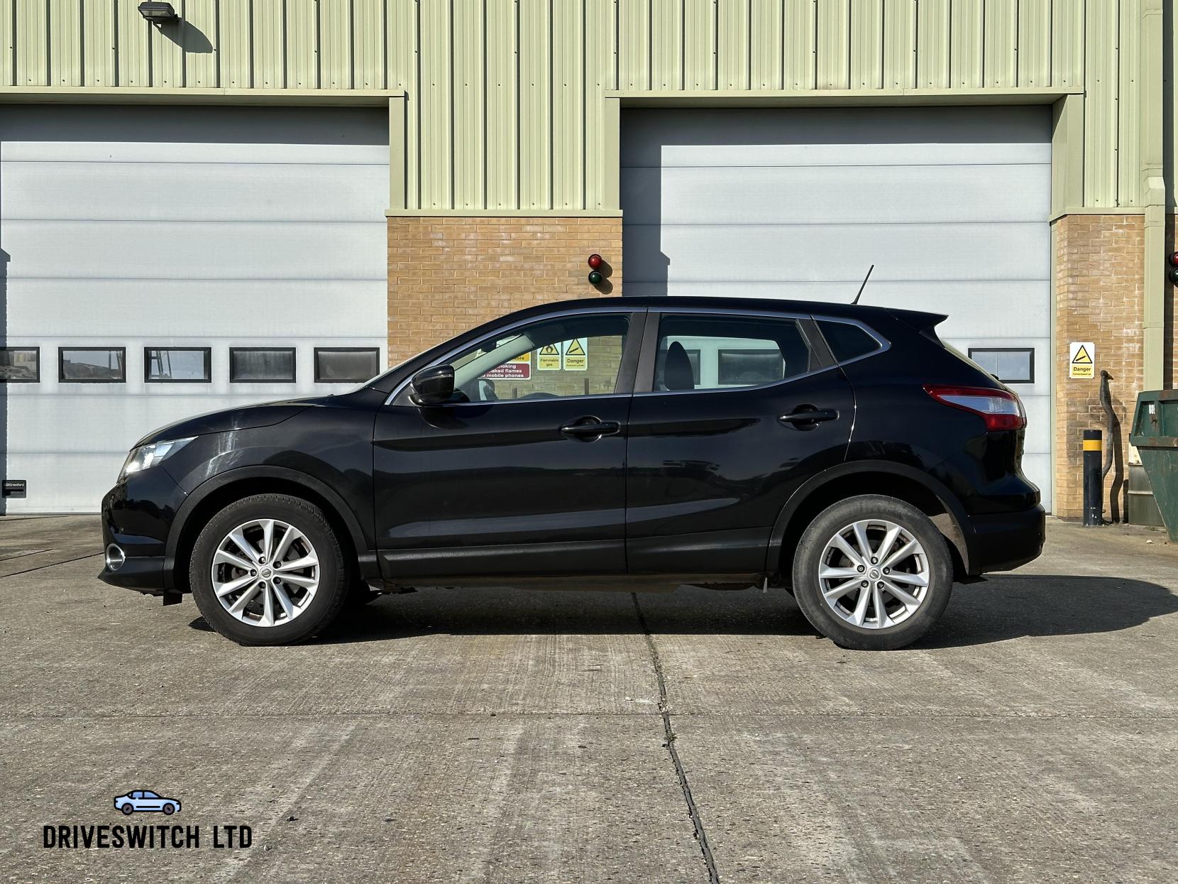 Nissan Qashqai 1.5 dCi Acenta SUV 5dr Diesel Manual 2WD Euro 5 (s/s) (110 ps)