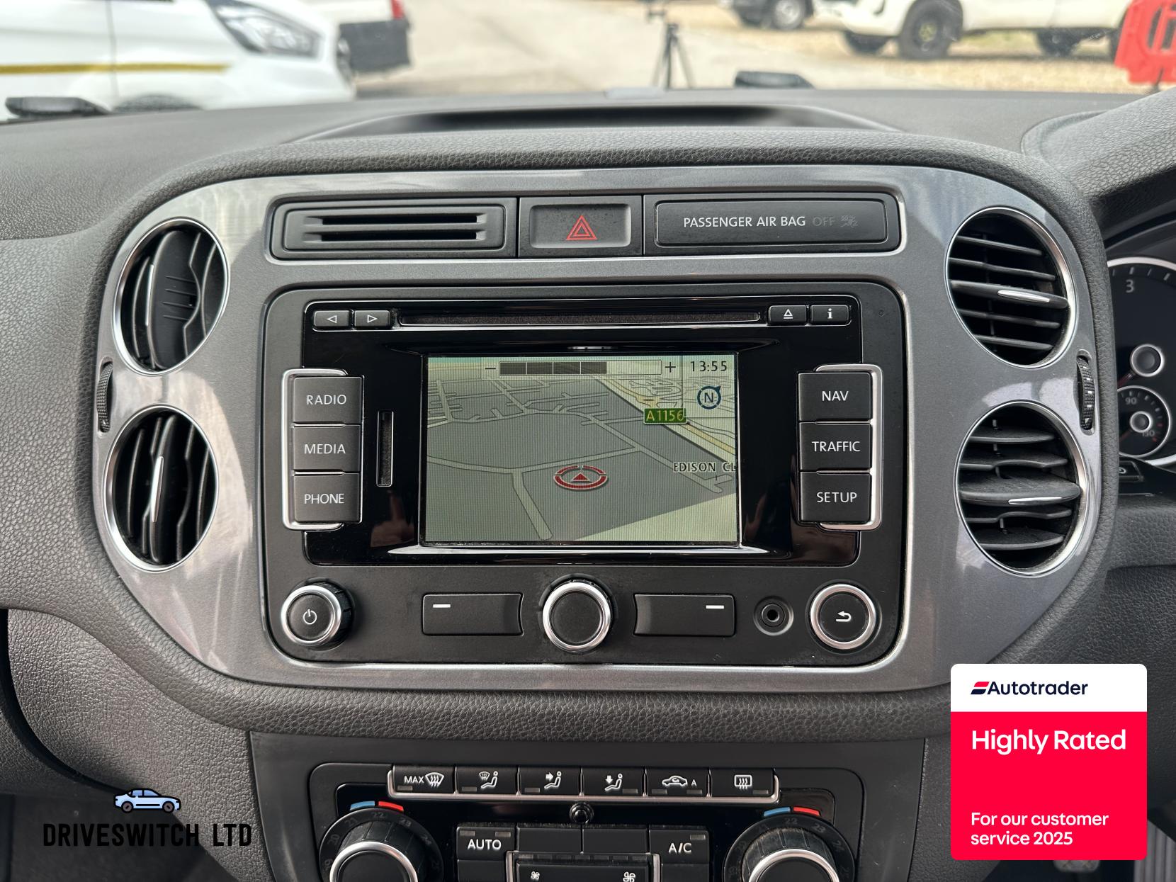 Volkswagen Tiguan 2.0 TDI BlueMotion Tech Match SUV 5dr Diesel Manual 4WD Euro 5 (s/s) (140 ps)