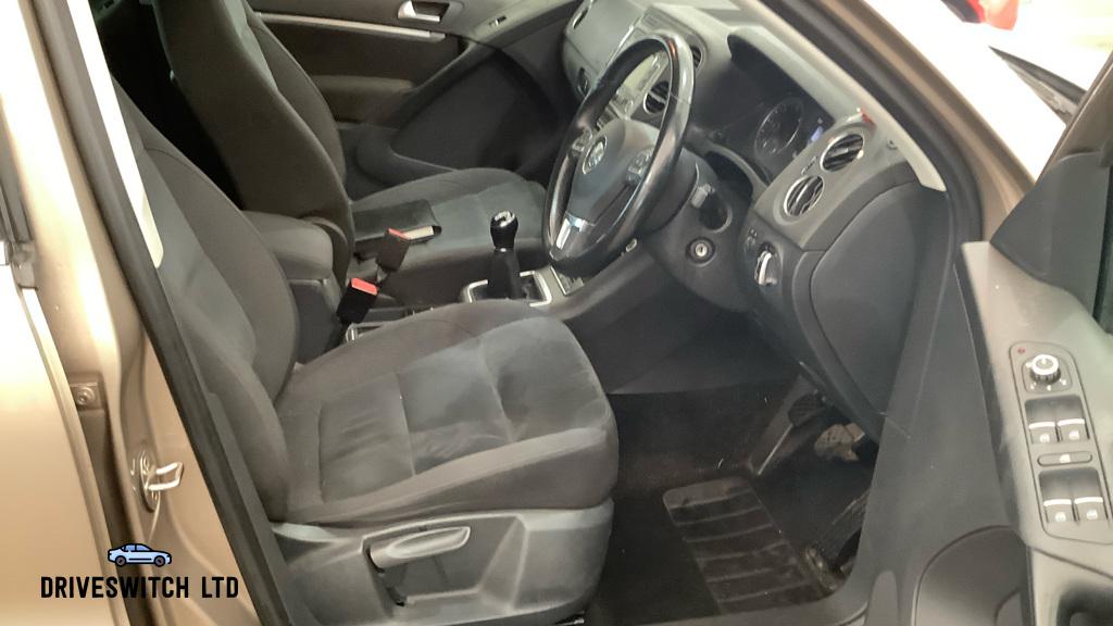 Volkswagen Tiguan 2.0 TDI BlueMotion Tech Match SUV 5dr Diesel Manual 4WD Euro 5 (s/s) (140 ps)