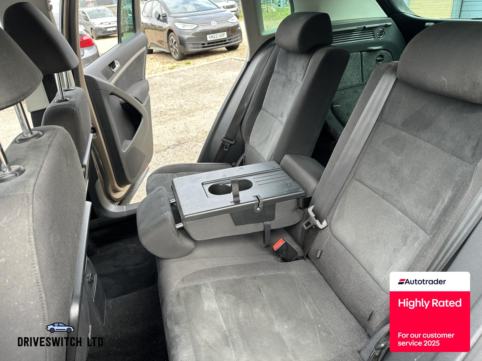 Volkswagen Tiguan 2.0 TDI BlueMotion Tech Match SUV 5dr Diesel Manual 4WD Euro 5 (s/s) (140 ps)