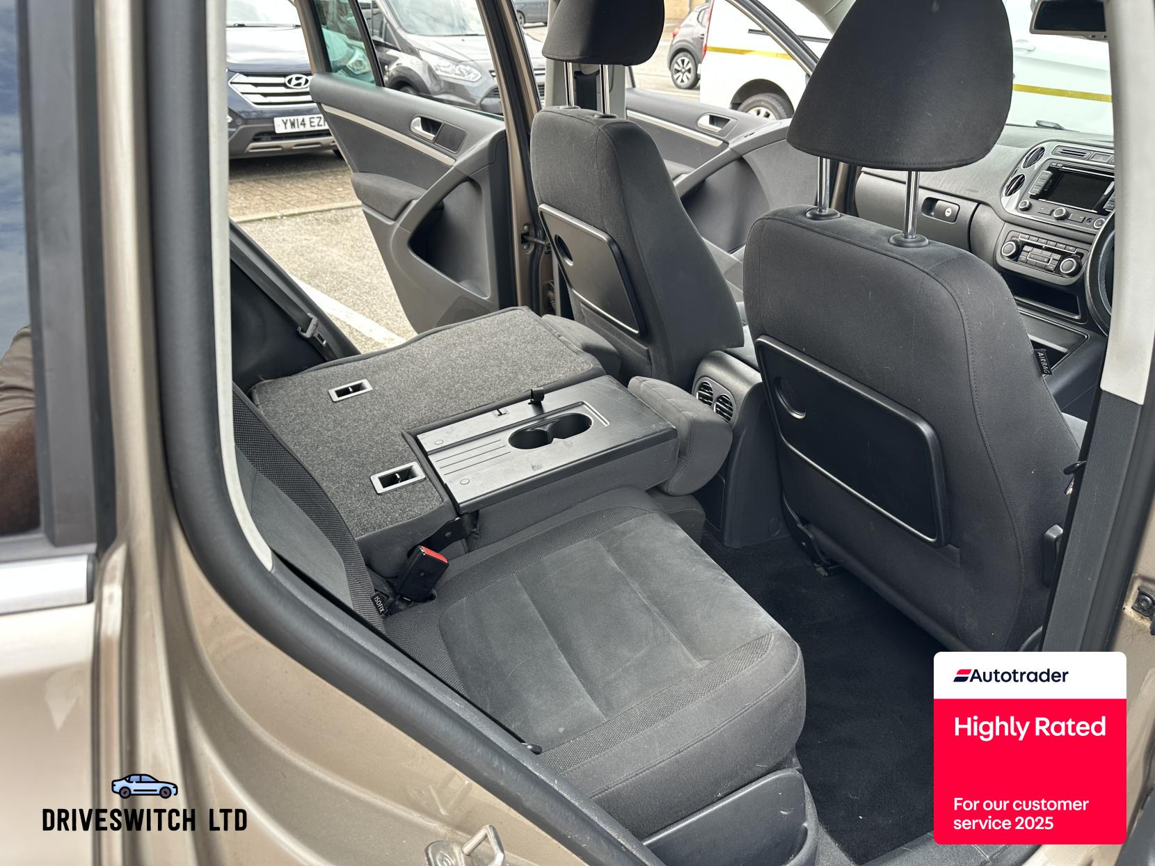 Volkswagen Tiguan 2.0 TDI BlueMotion Tech Match SUV 5dr Diesel Manual 4WD Euro 5 (s/s) (140 ps)