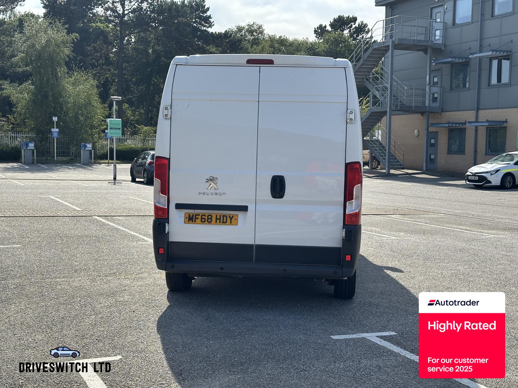 Peugeot Boxer 2.0 BlueHDi 335 Professional Panel Van 5dr Diesel Manual L3 H2 Euro 6 (130 ps)