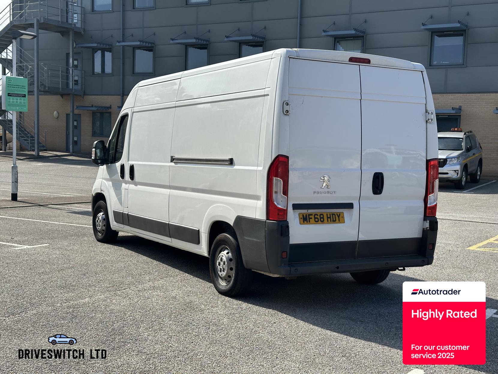 Peugeot Boxer 2.0 BlueHDi 335 Professional Panel Van 5dr Diesel Manual L3 H2 Euro 6 (130 ps)