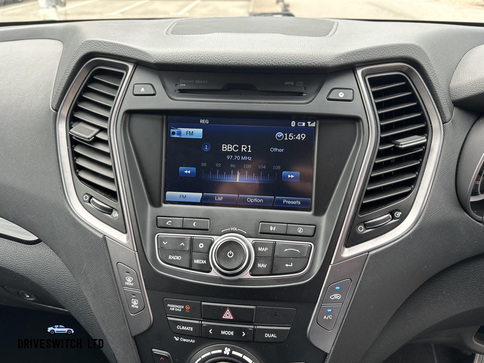 Hyundai Santa Fe 2.2 CRDi Premium SUV 5dr Diesel Manual 4WD Euro 5 (5 seat) (194 bhp)