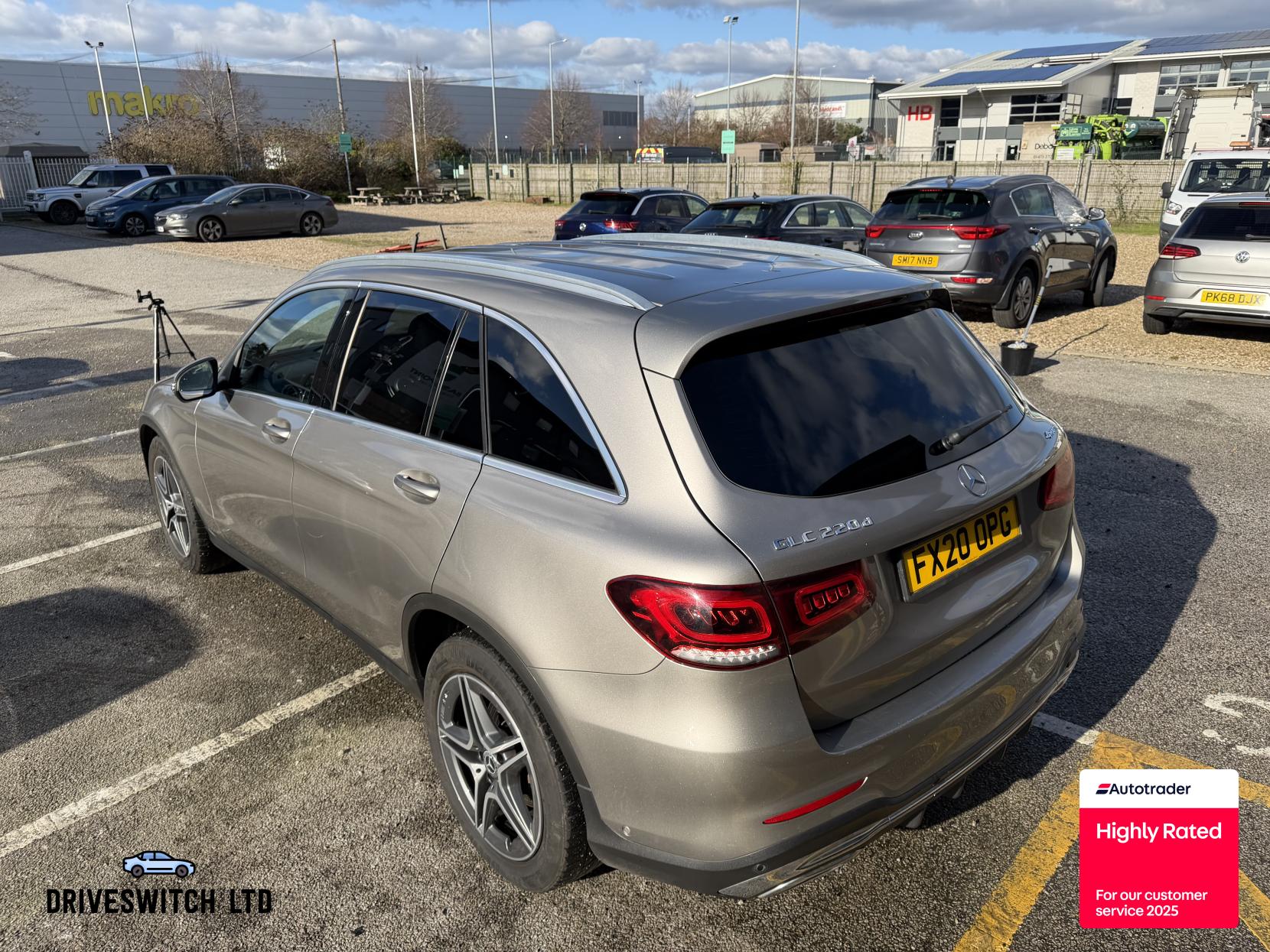 Mercedes-Benz GLC 2.0 GLC220d AMG Line SUV 5dr Diesel G-Tronic+ 4MATIC Euro 6 (s/s) (194 ps)