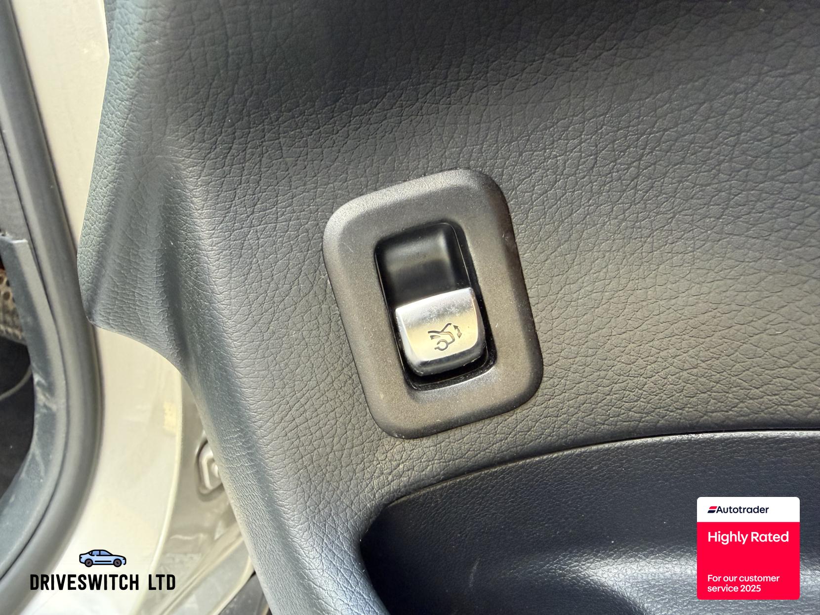 Mercedes-Benz GLC 2.0 GLC220d AMG Line SUV 5dr Diesel G-Tronic+ 4MATIC Euro 6 (s/s) (194 ps)