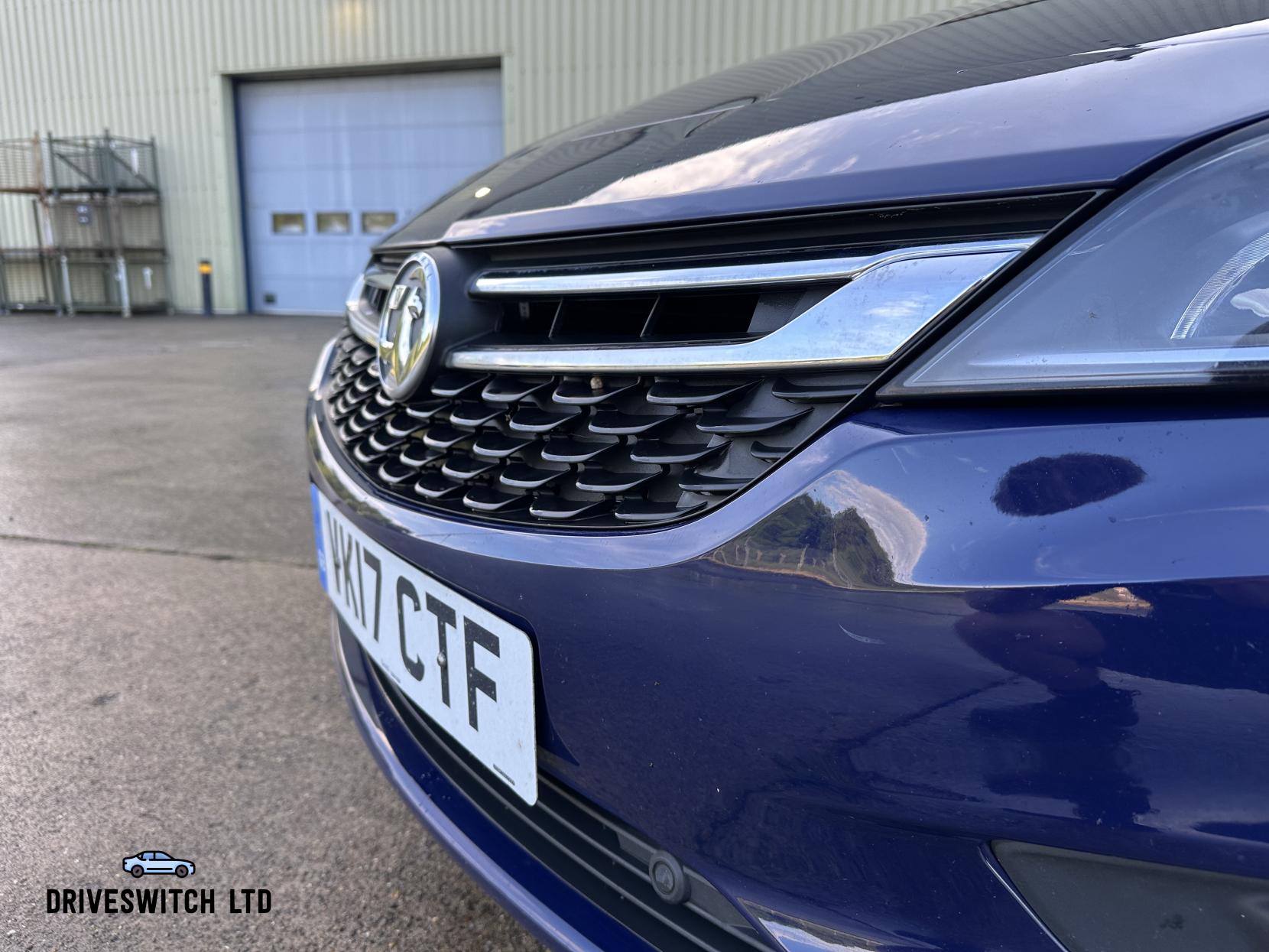 Vauxhall Astra 1.6 CDTi BlueInjection SRi Nav Hatchback 5dr Diesel Manual Euro 6 (s/s) (136 ps)