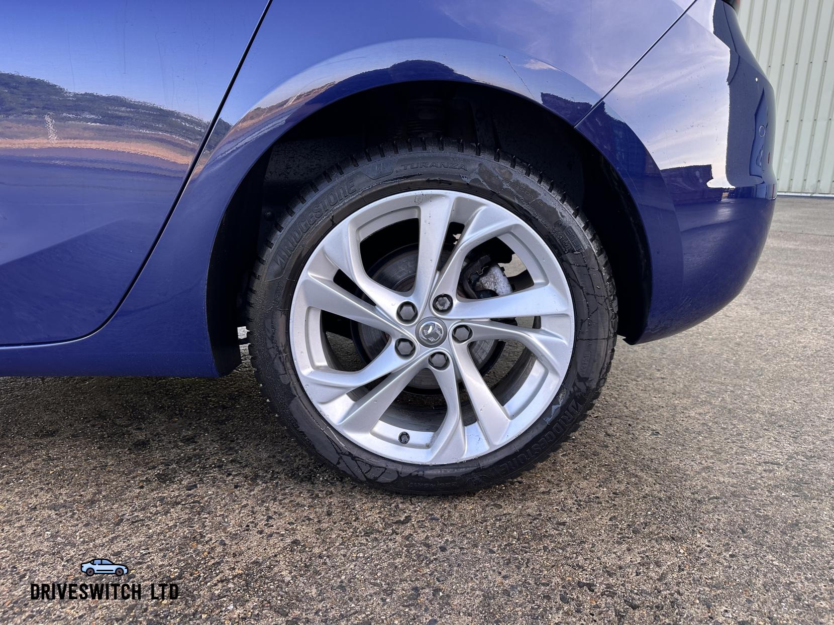 Vauxhall Astra 1.6 CDTi BlueInjection SRi Nav Hatchback 5dr Diesel Manual Euro 6 (s/s) (136 ps)