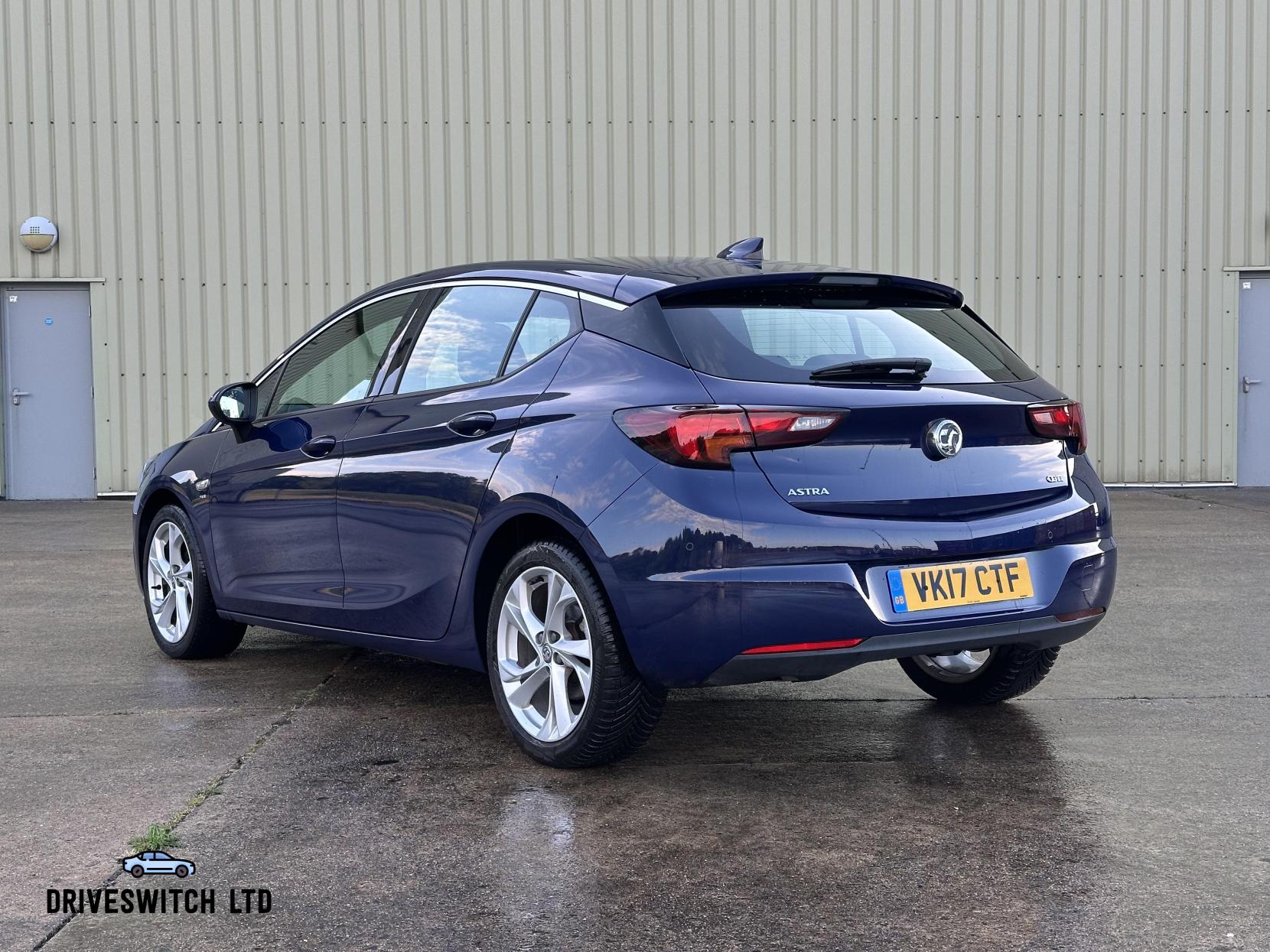 Vauxhall Astra 1.6 CDTi BlueInjection SRi Nav Hatchback 5dr Diesel Manual Euro 6 (s/s) (136 ps)