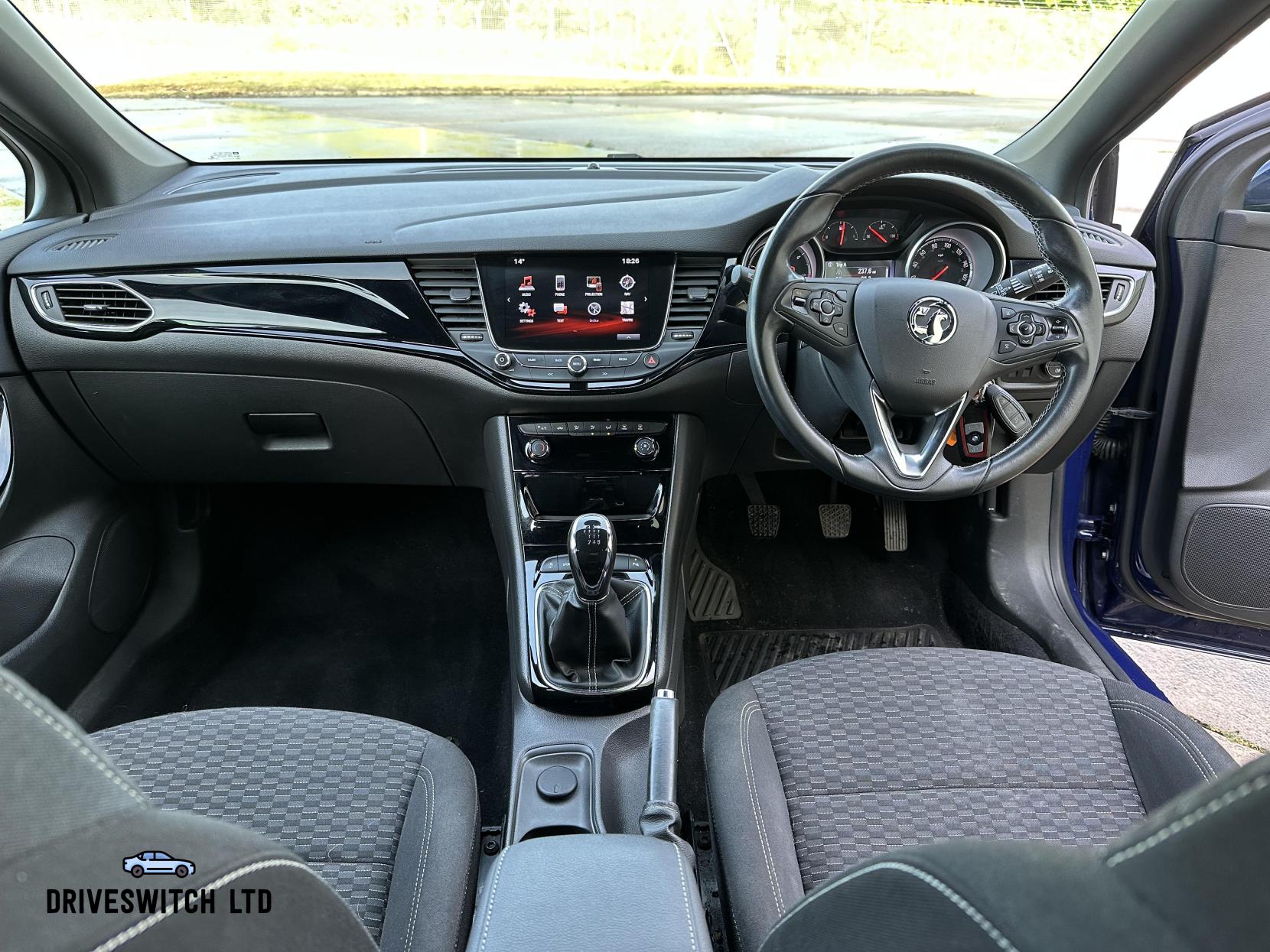 Vauxhall Astra 1.6 CDTi BlueInjection SRi Nav Hatchback 5dr Diesel Manual Euro 6 (s/s) (136 ps)