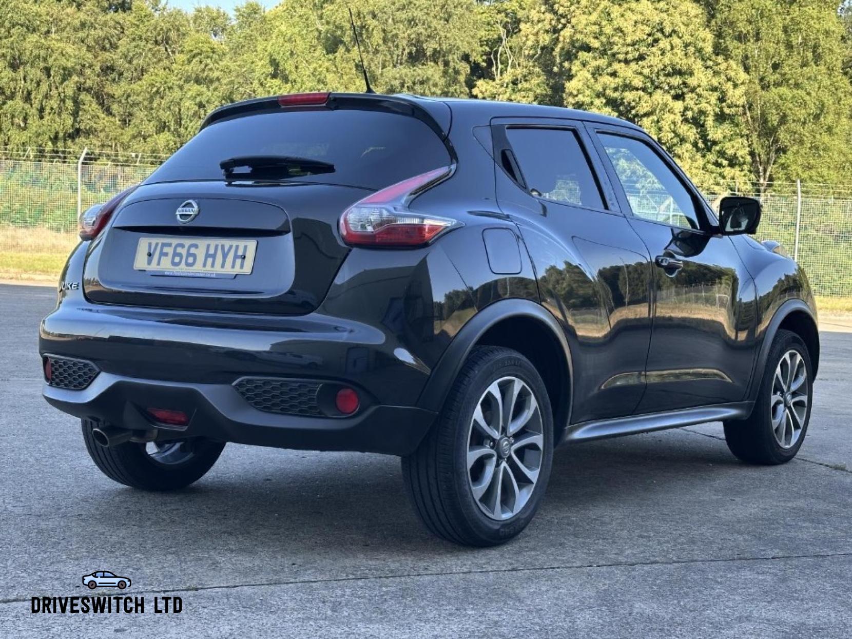 Nissan Juke 1.5 dCi Tekna SUV 5dr Diesel Manual Euro 6 (s/s) (110 ps)