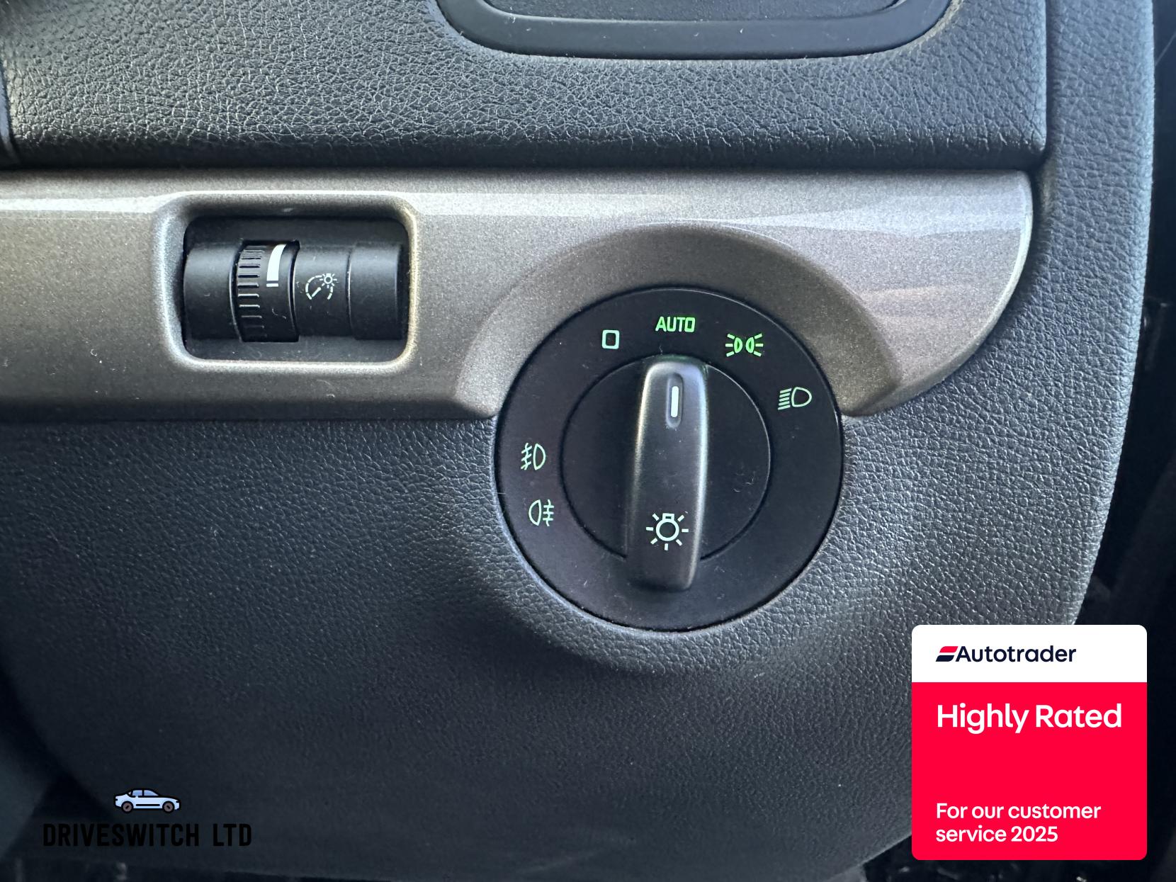 Skoda Yeti 2.0 TDI SE L Outdoor 5dr Diesel Manual 4WD Euro 6 (s/s) (150 ps)