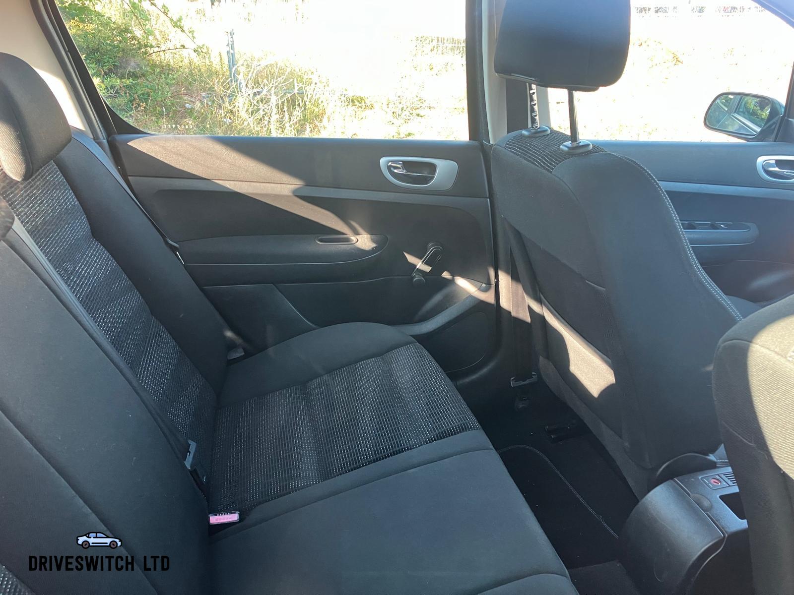 Peugeot 307 1.4 16v X-Line Hatchback 5dr Petrol Manual (155 g/km, 90 bhp)