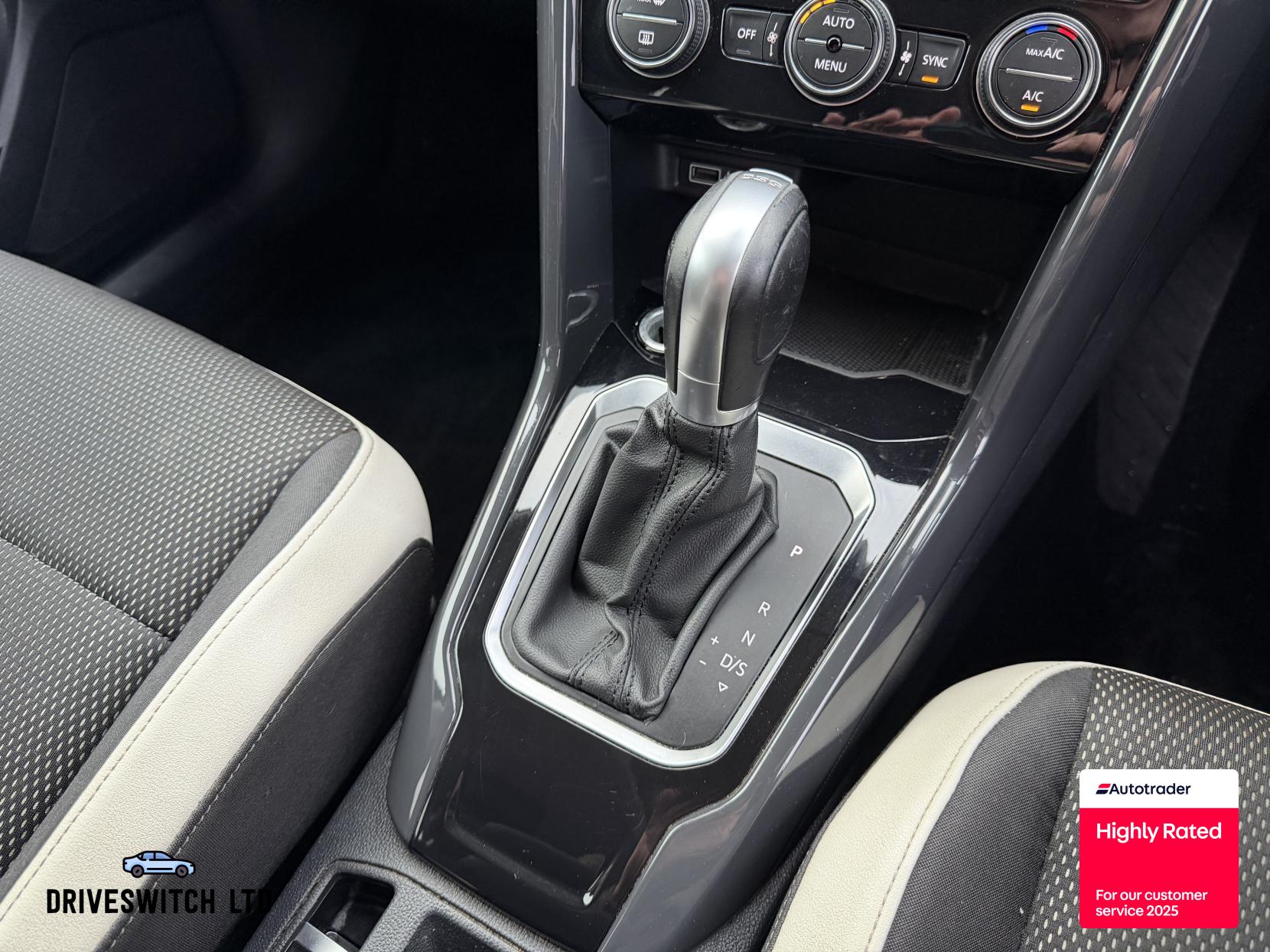 Volkswagen T-Roc 1.5 TSI EVO SEL SUV 5dr Petrol DSG Euro 6 (s/s) (150 ps)