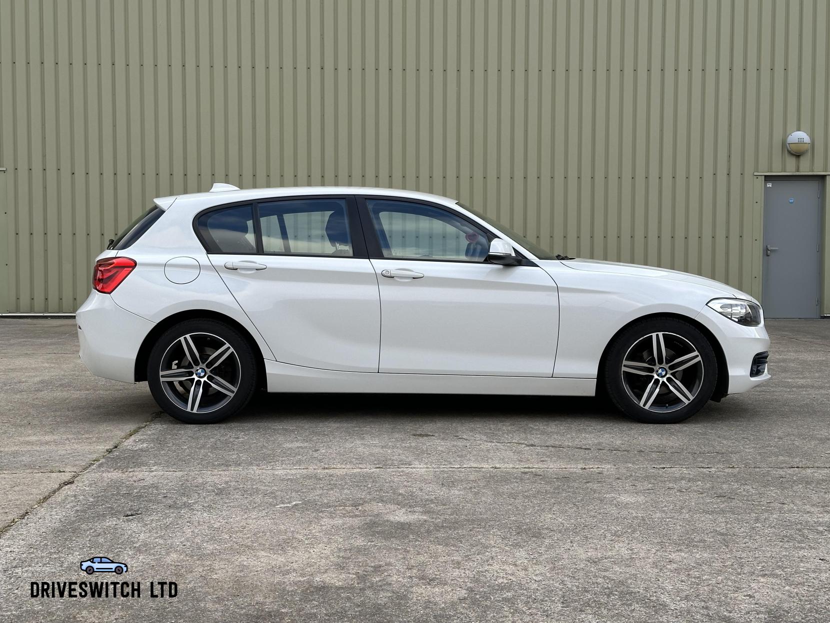 BMW 1 Series 1.5 118i Sport Hatchback 5dr Petrol Manual Euro 6 (s/s) (136 ps)