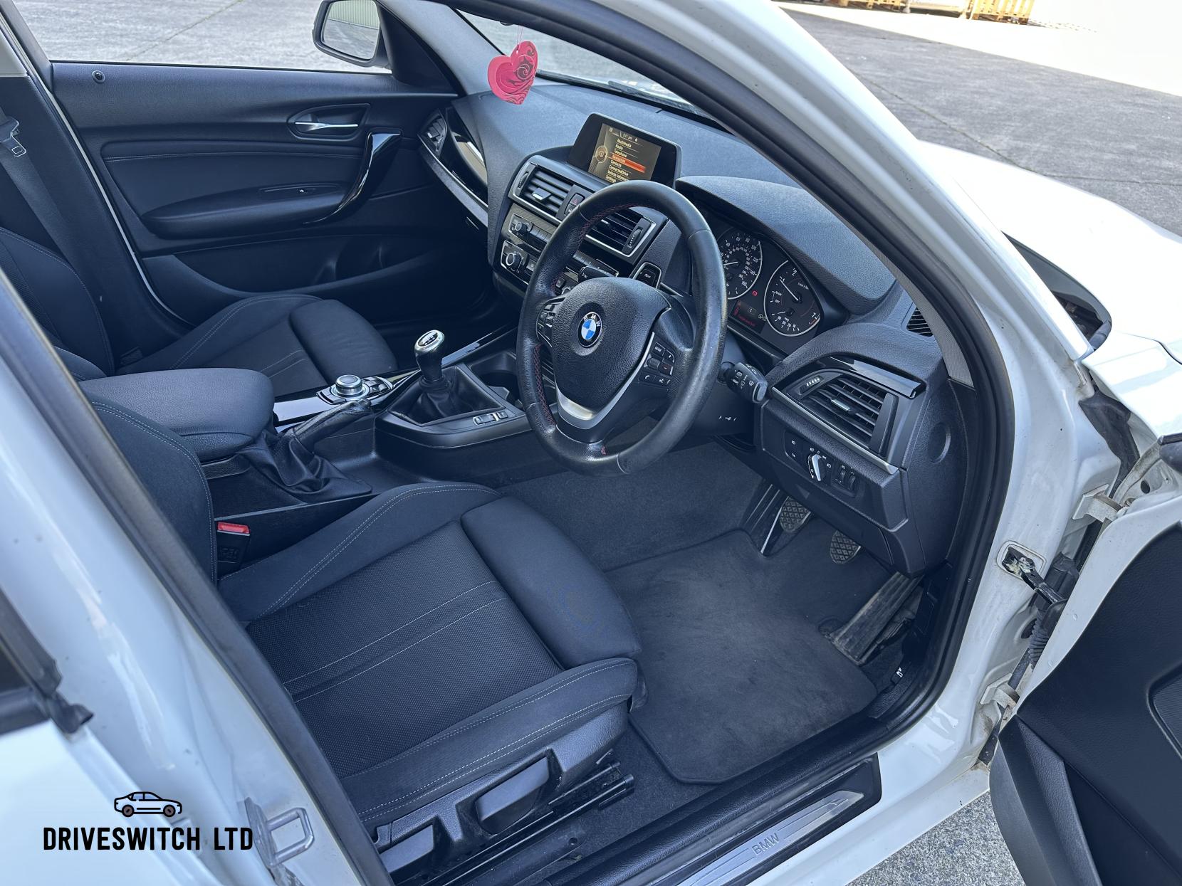 BMW 1 Series 1.5 118i Sport Hatchback 5dr Petrol Manual Euro 6 (s/s) (136 ps)