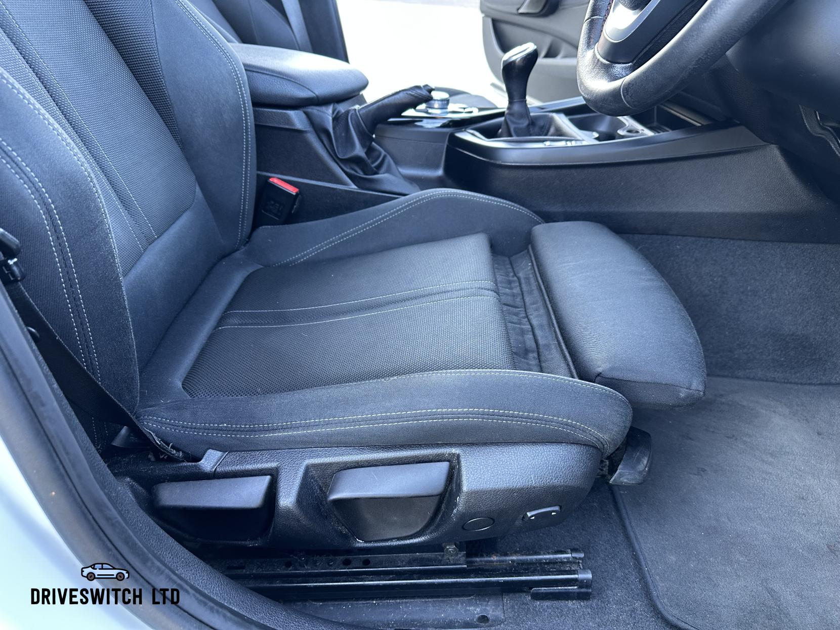 BMW 1 Series 1.5 118i Sport Hatchback 5dr Petrol Manual Euro 6 (s/s) (136 ps)