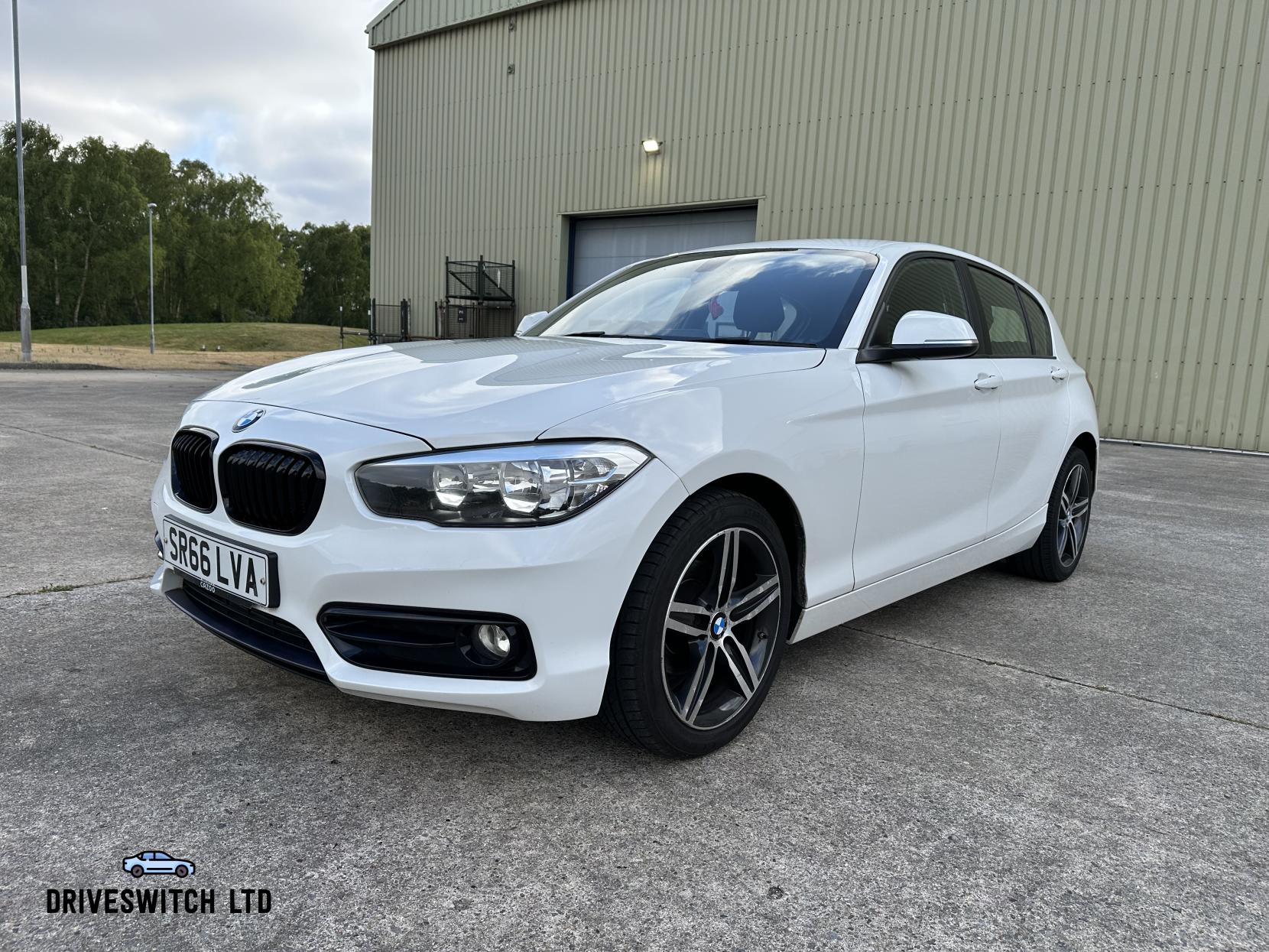BMW 1 Series 1.5 118i Sport Hatchback 5dr Petrol Manual Euro 6 (s/s) (136 ps)